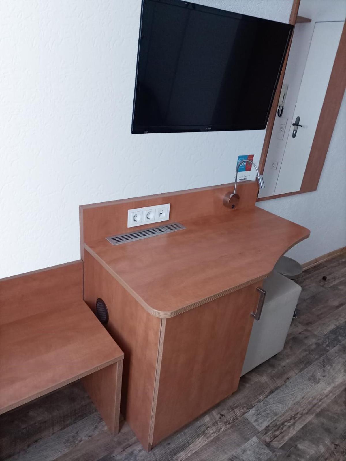 Double Room - Main Building - Photo 14