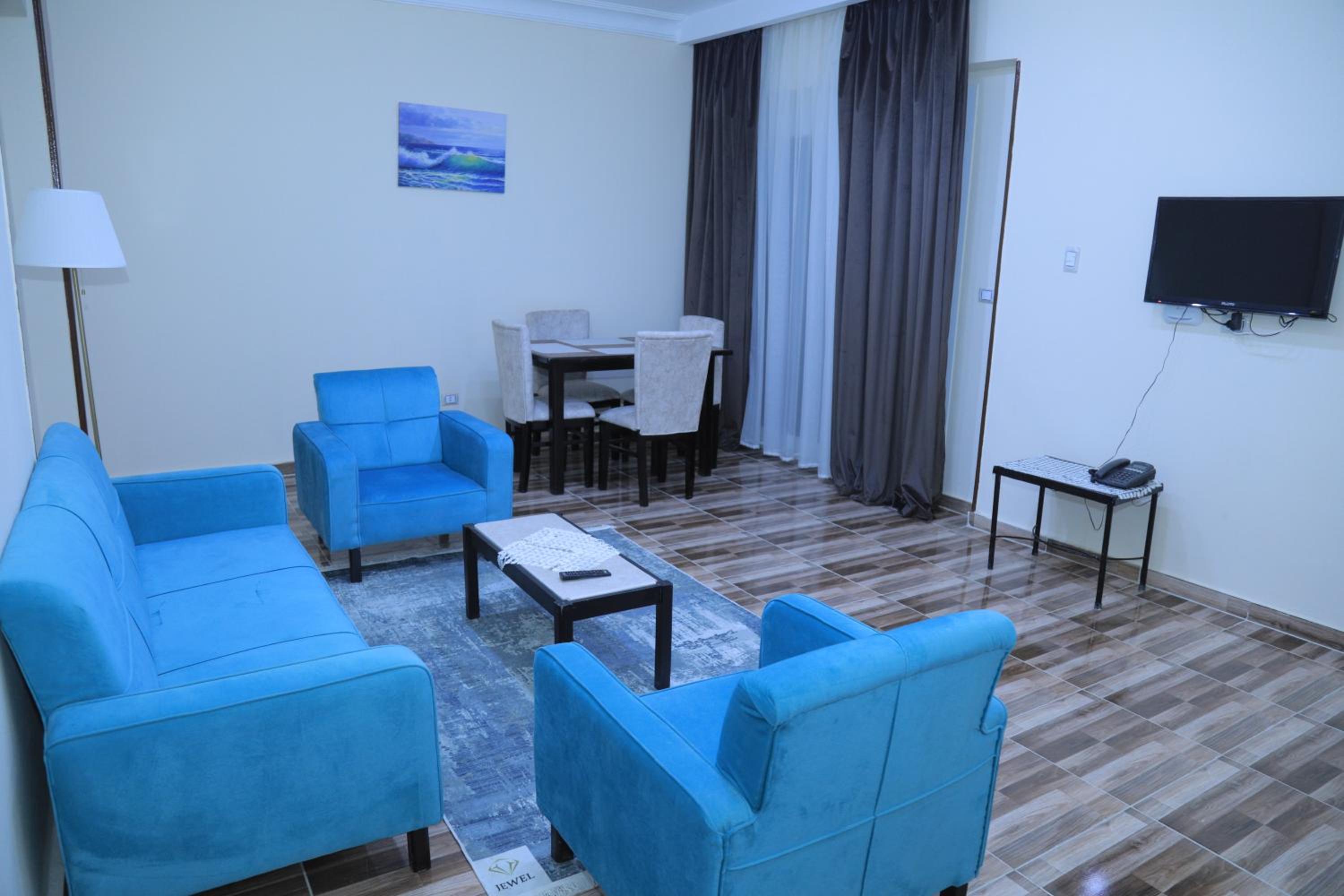 Two-Bedroom Apartment - Photo 9