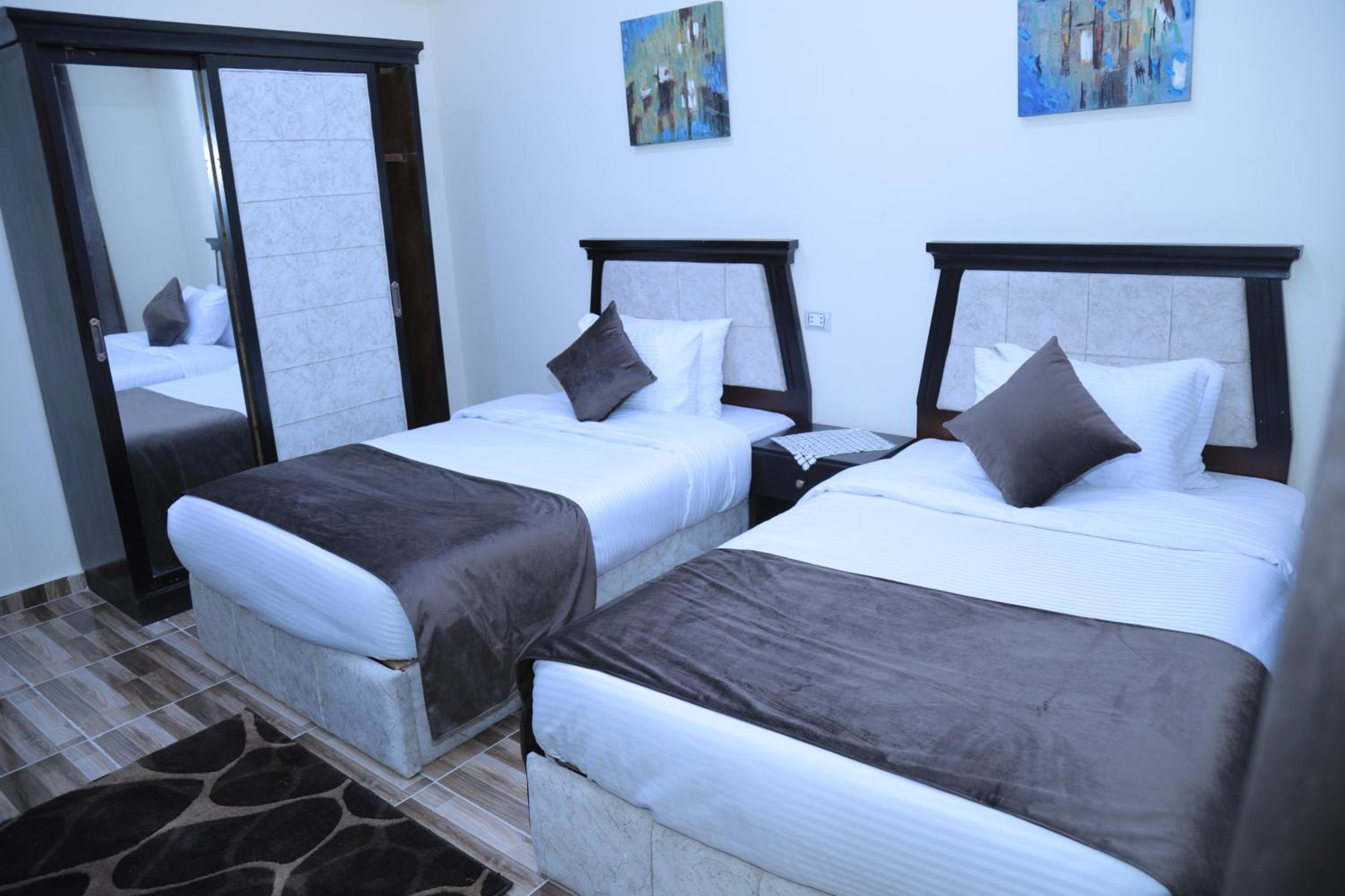 Two-Bedroom Apartment - Photo 12