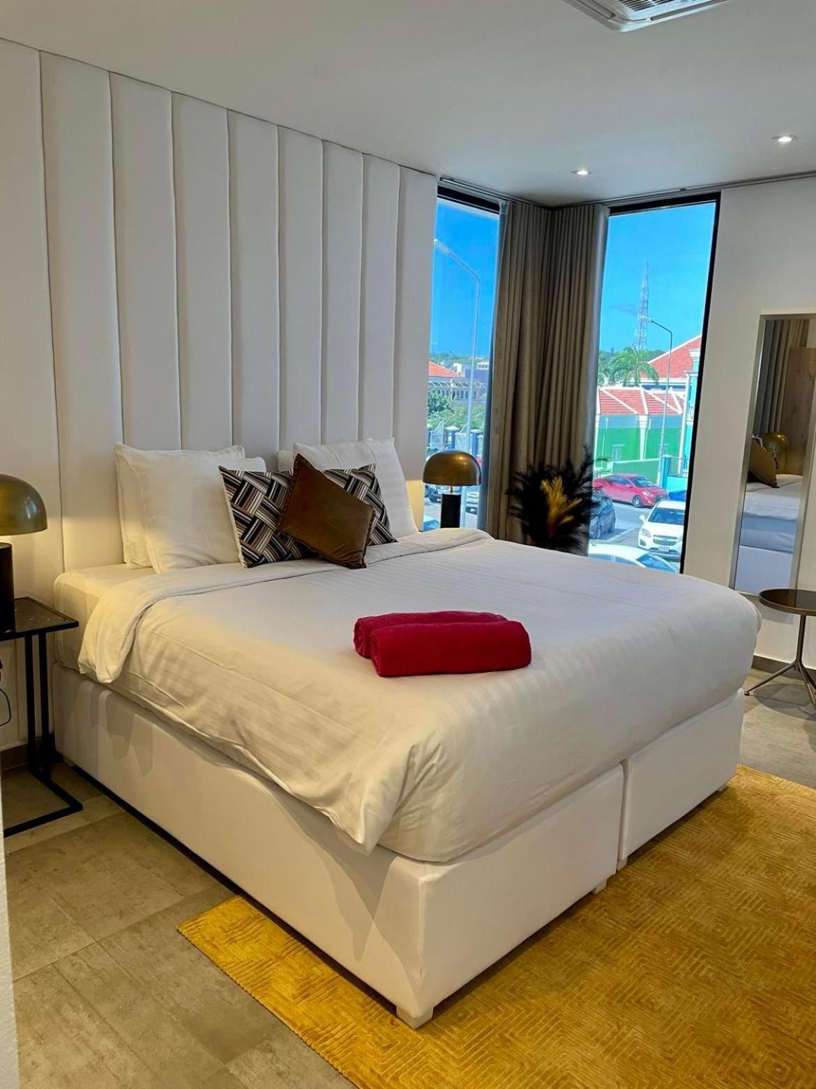 Executive King Room