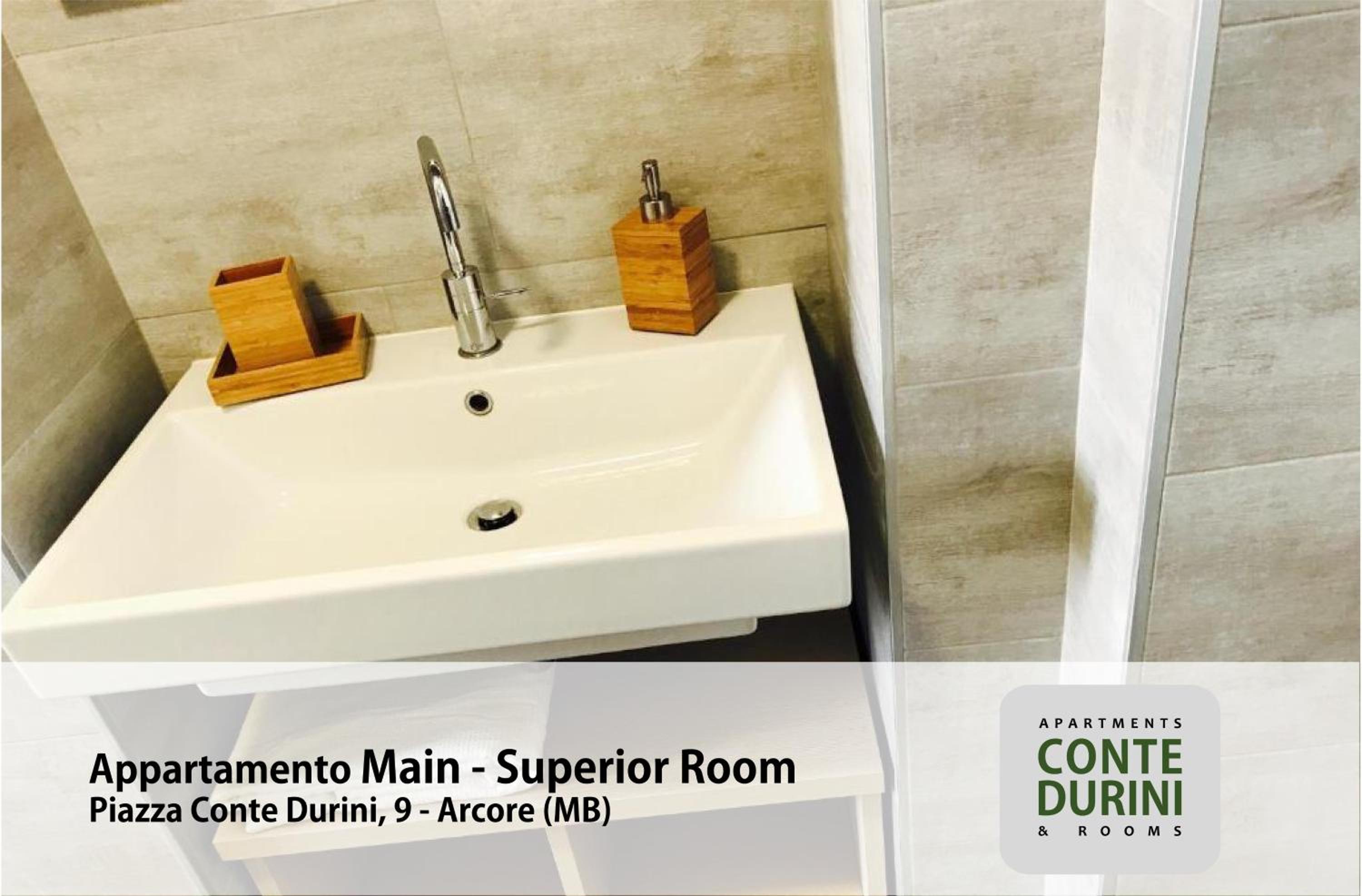 Triple Room with Private Bathroom - Photo 7