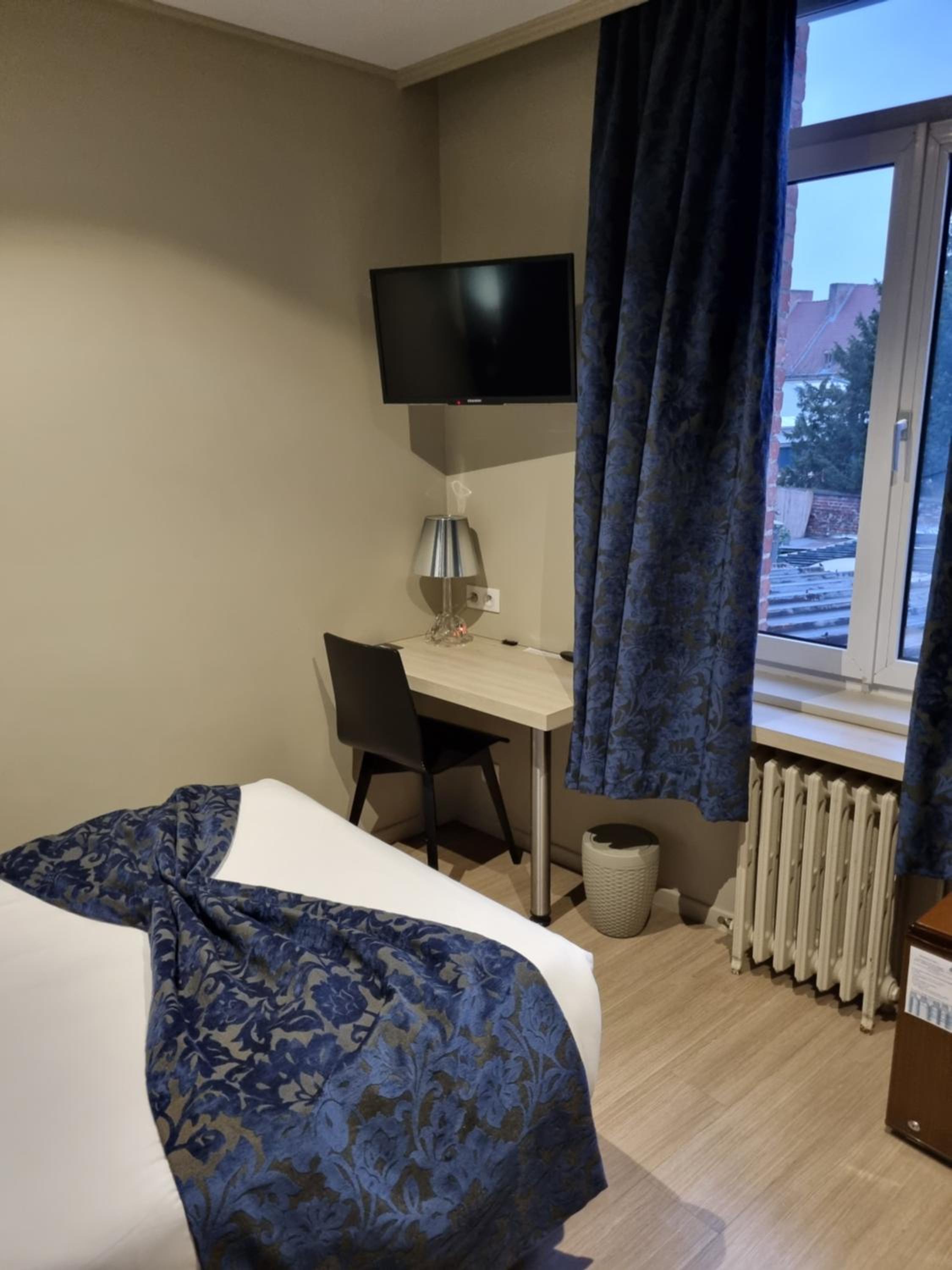 Single Room photo 3
