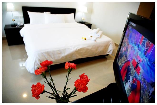 Double Room with Balcony - Photo 5