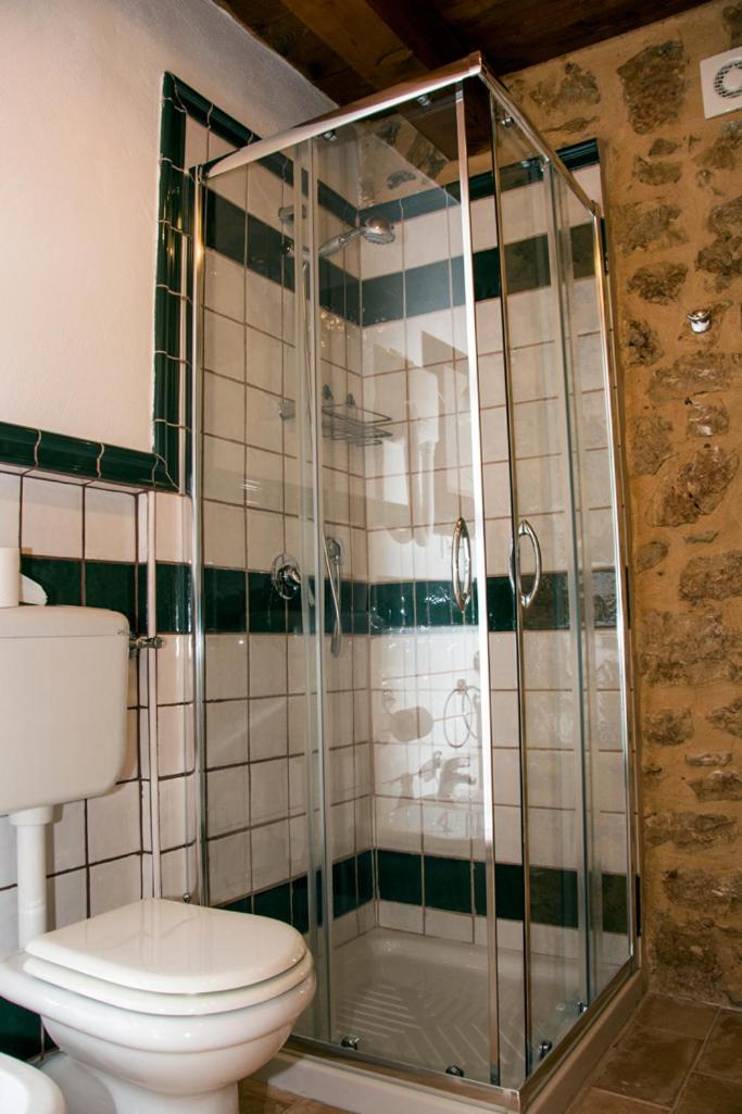 Double Room - Photo 26