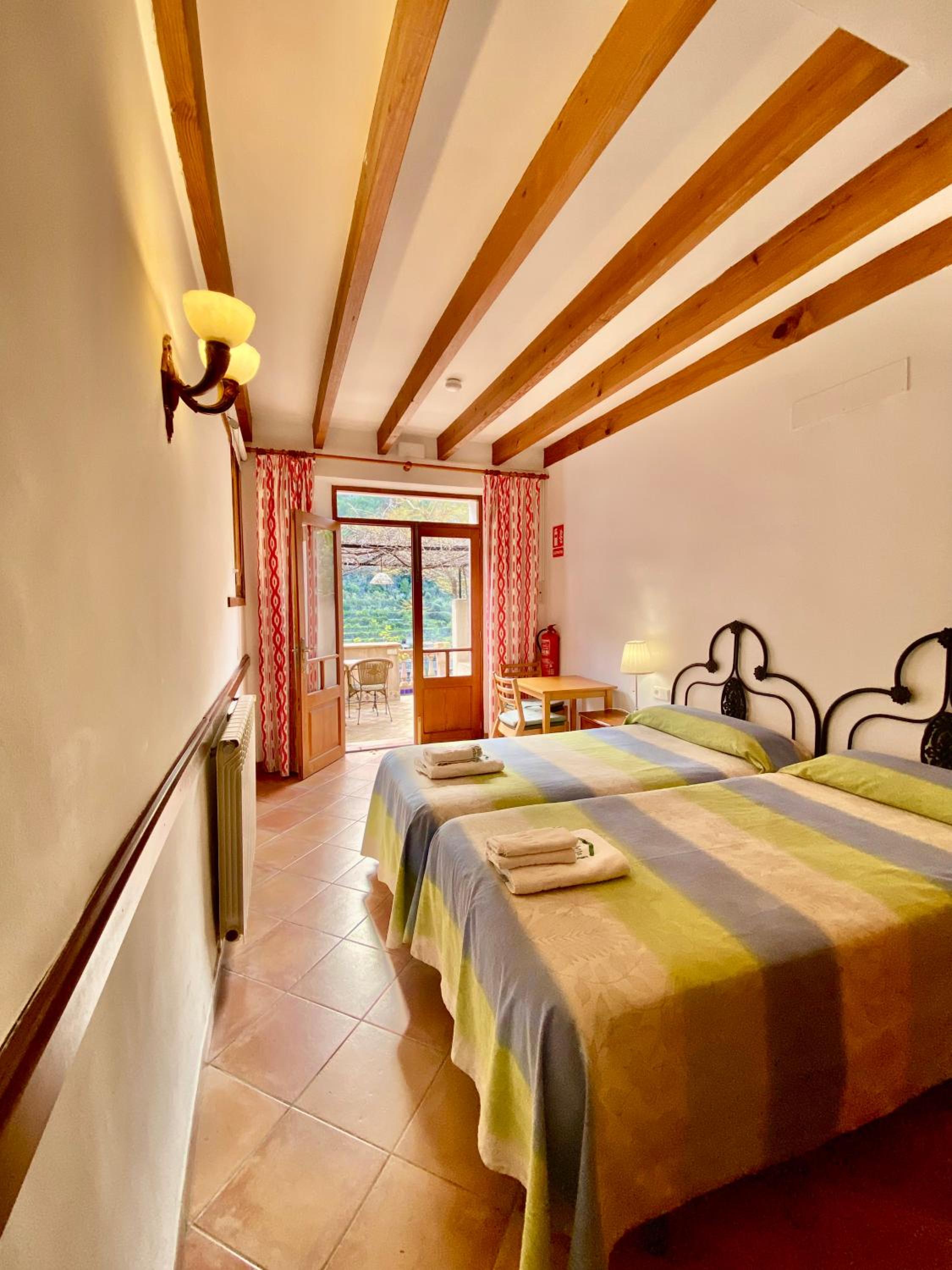 Superior Double or Twin Room with Terrace - Photo 2