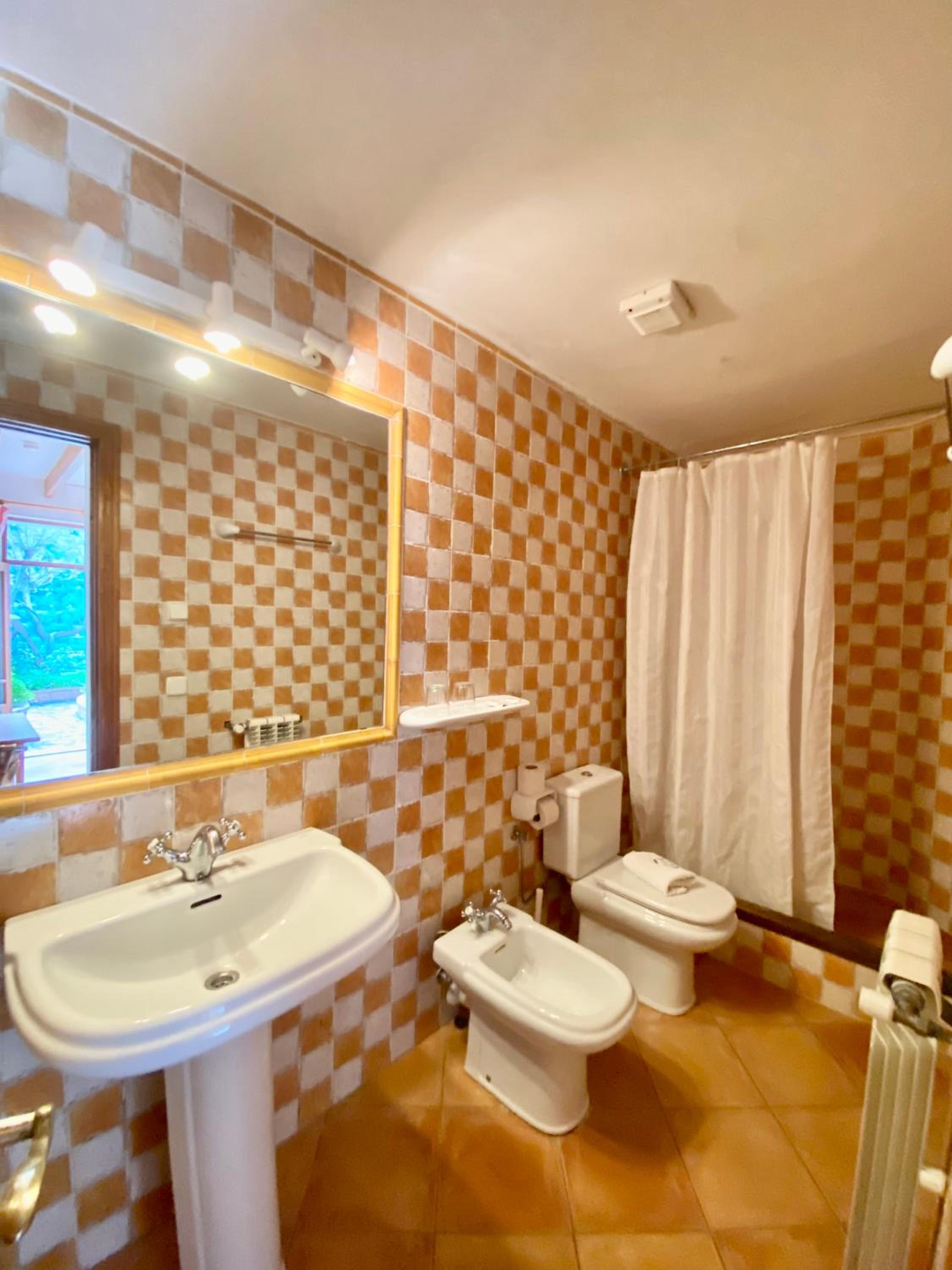 Superior Double or Twin Room with Terrace - Photo 3