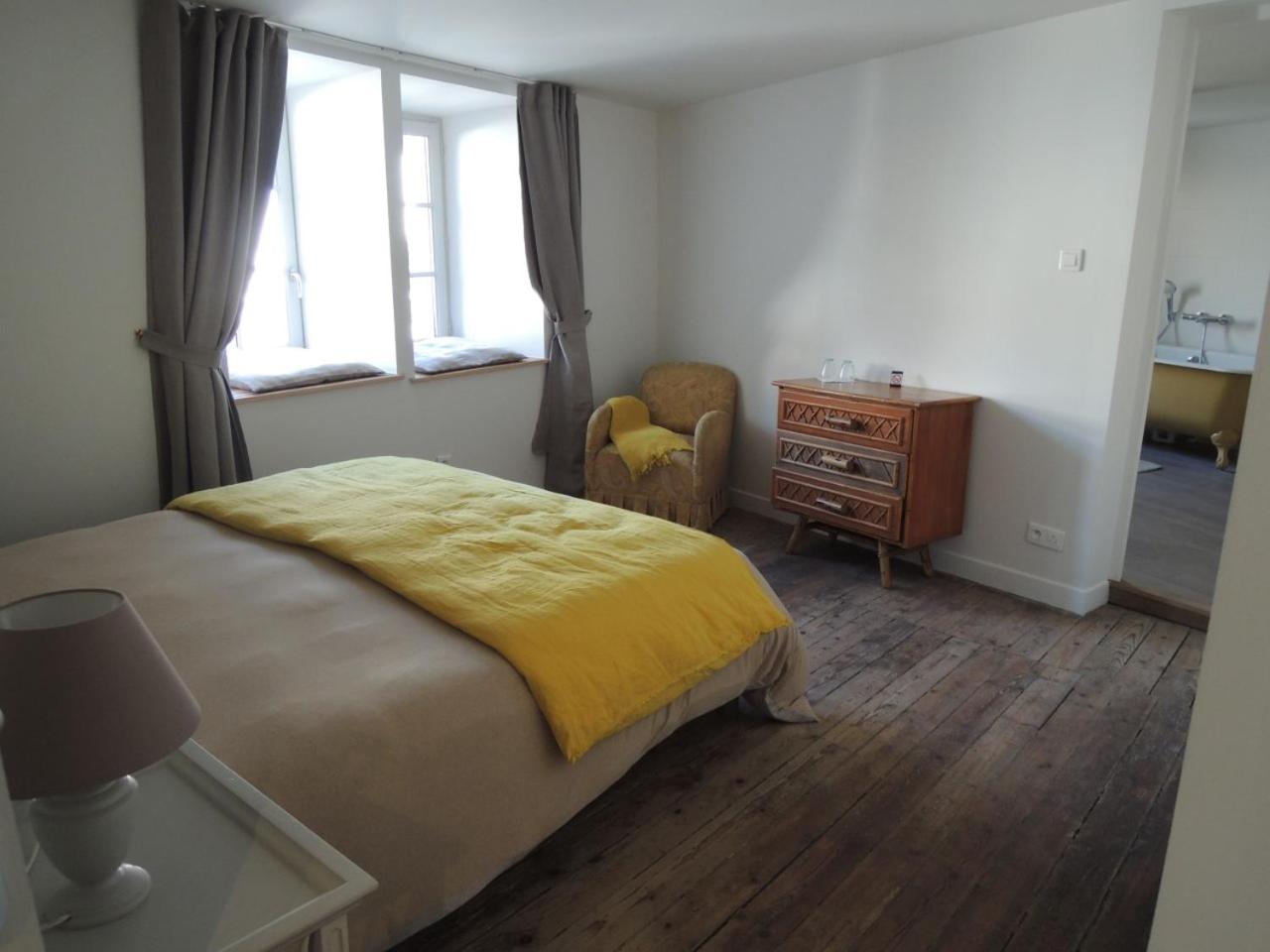Double Room - Photo 3