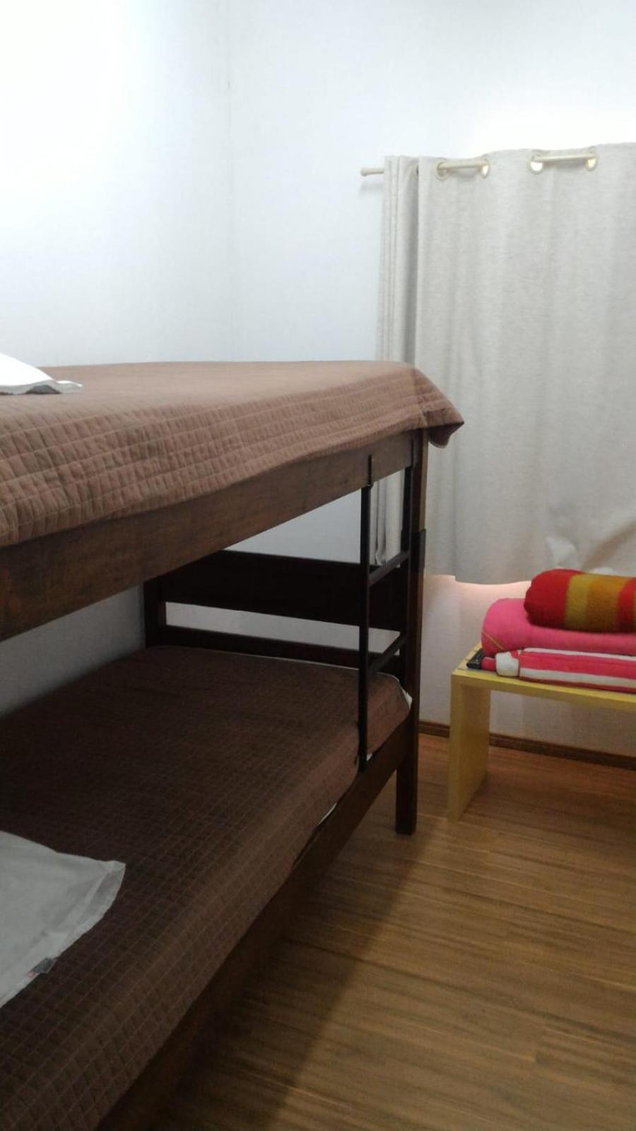 Standard Twin Room with Shared Bathroom photo 2