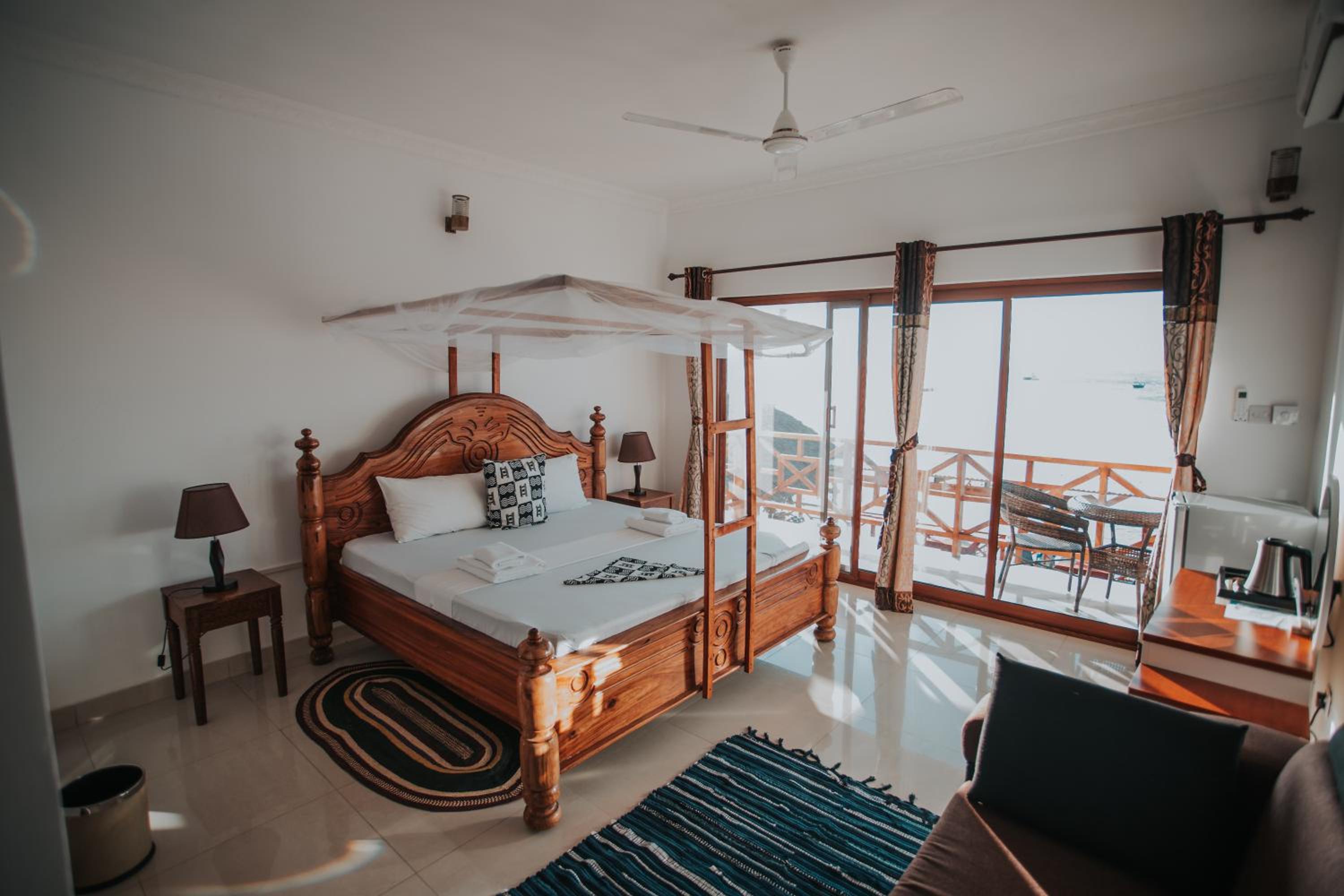 Junior Suite with Balcony