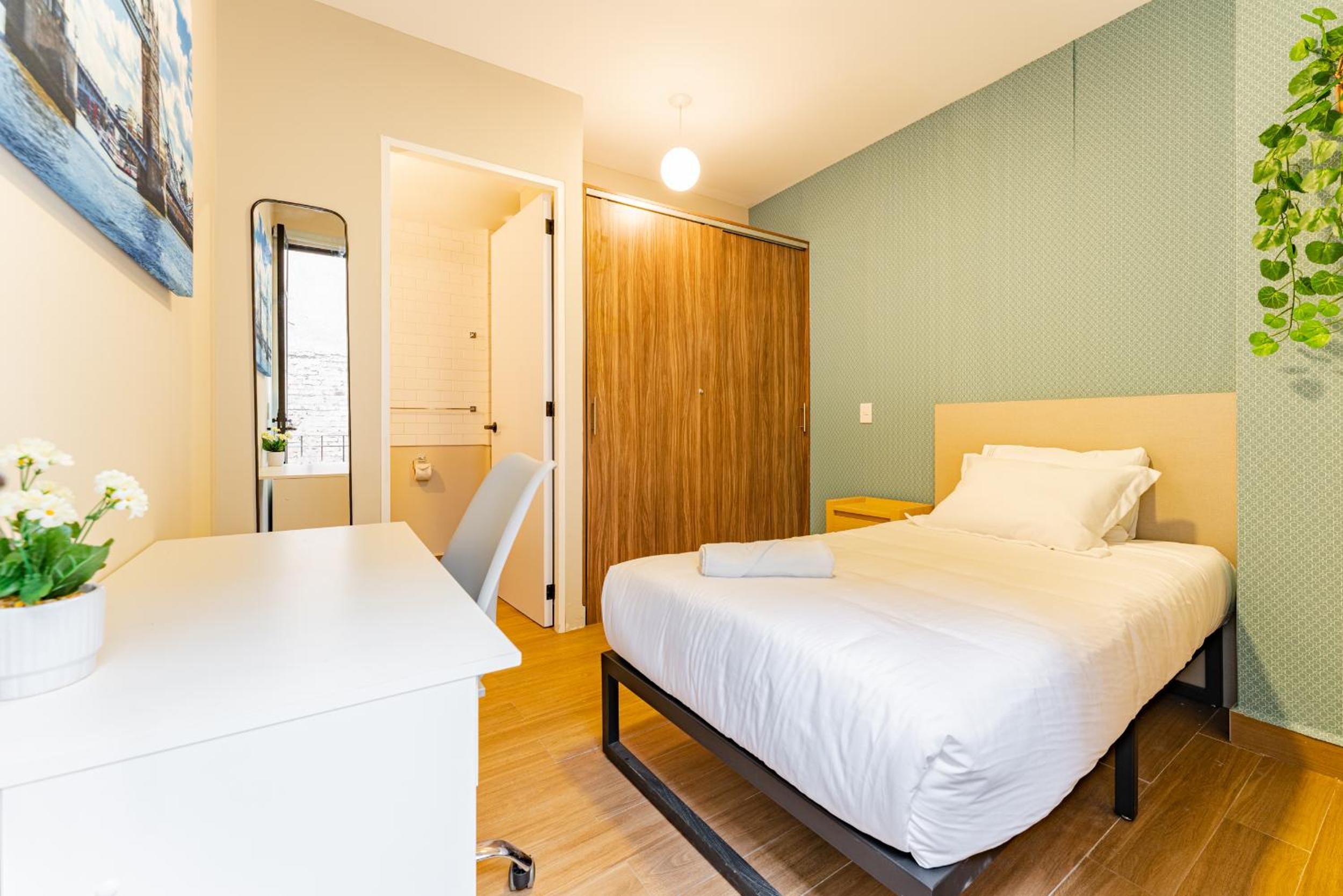 Single Room with Bathroom