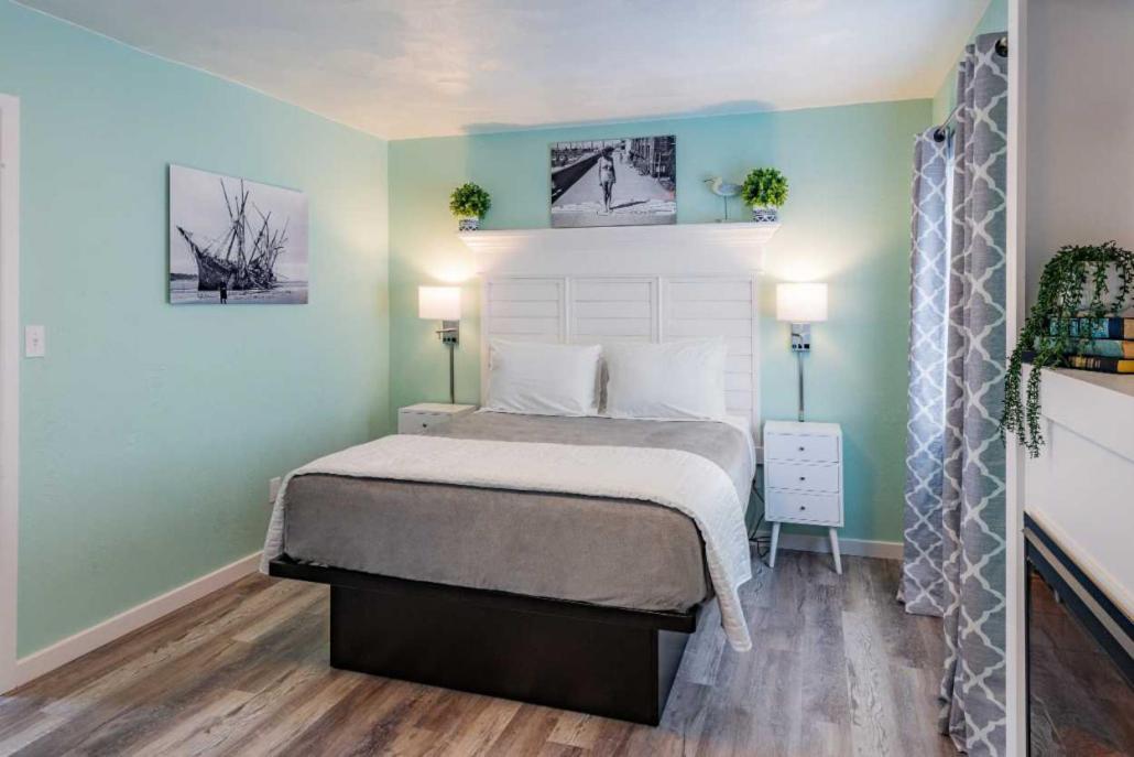 Two Bedroom Kitchenette Suite photo 3