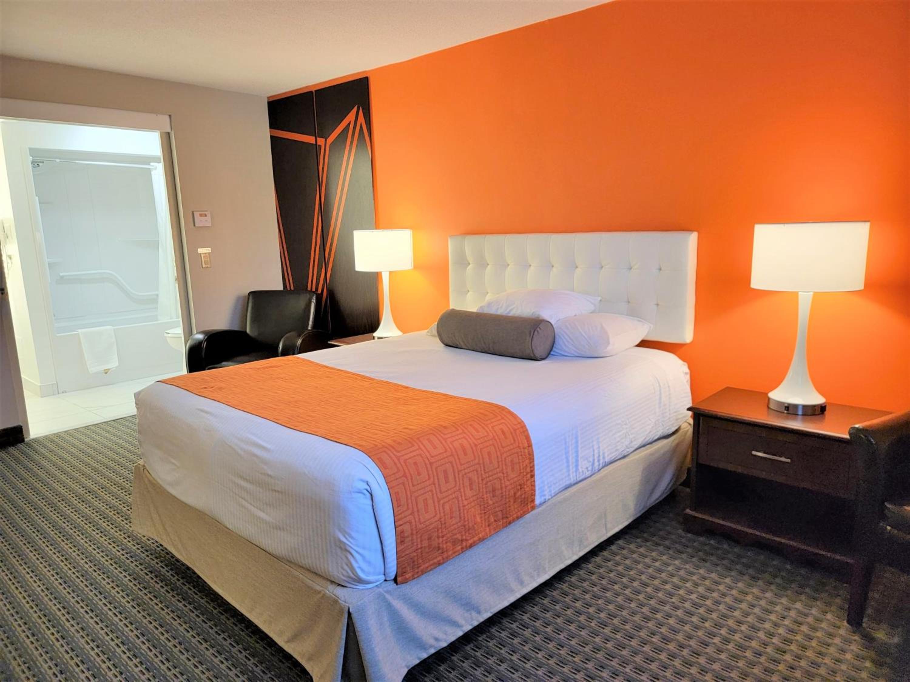 Queen Room - Disability Access - Non-Smoking