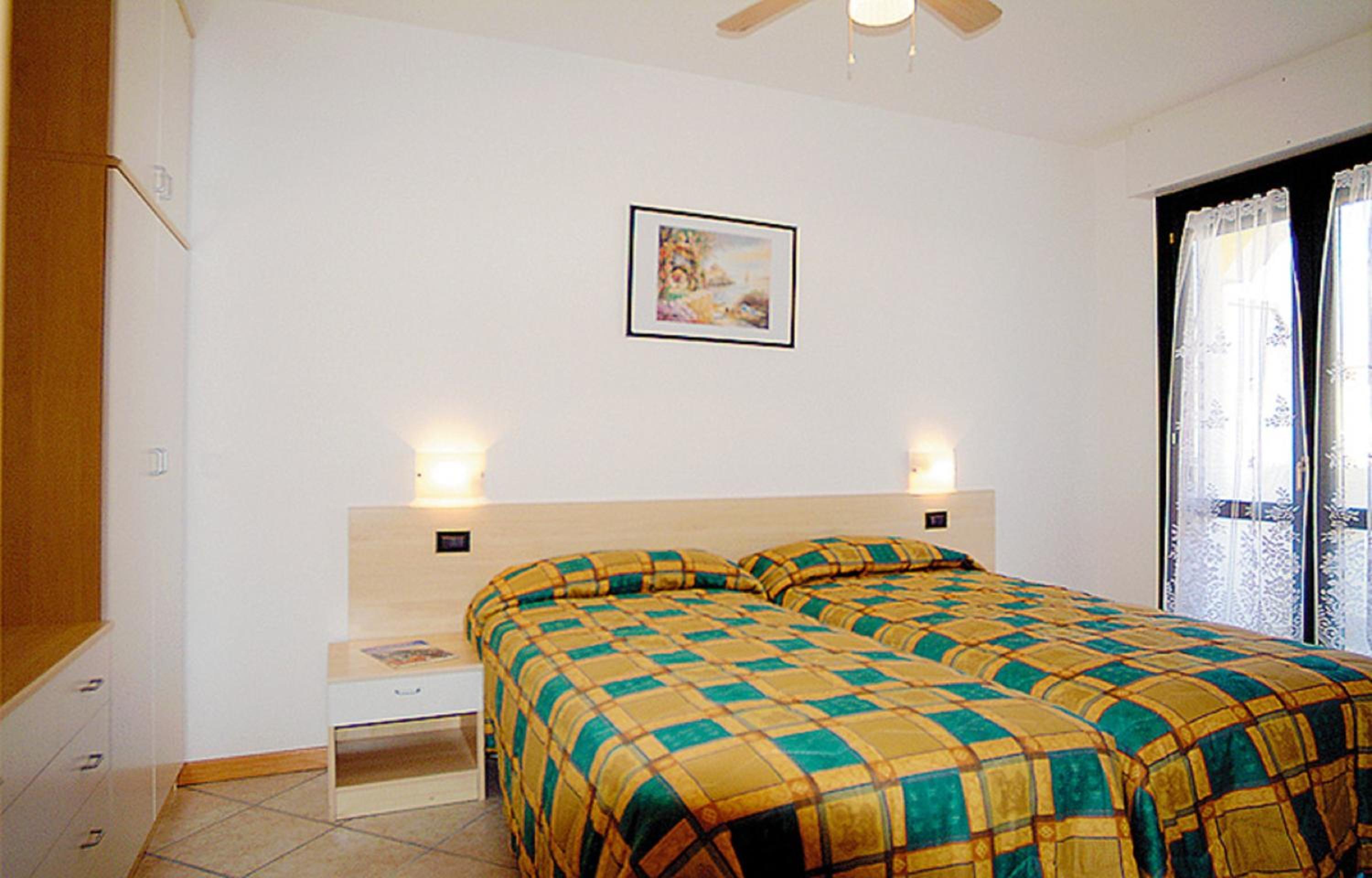 One-Bedroom Apartment with Balcony photo 1