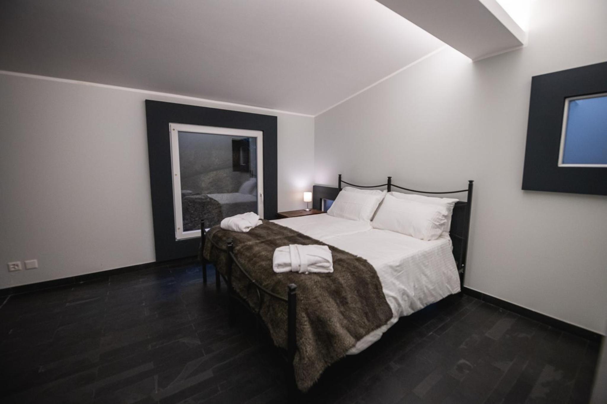 Two-Bedroom Apartment - Photo 22