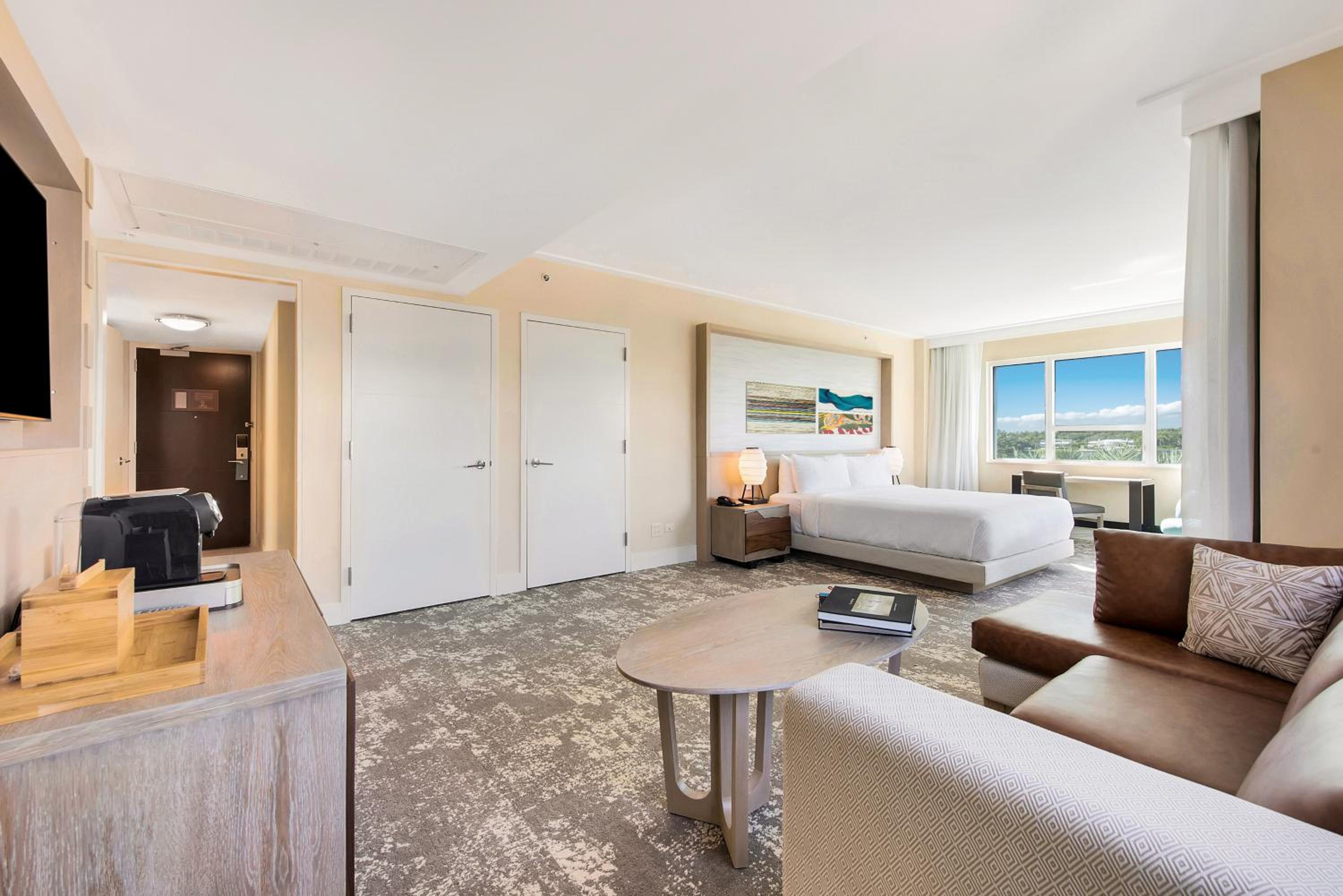 Bay View Suite King - Photo 3
