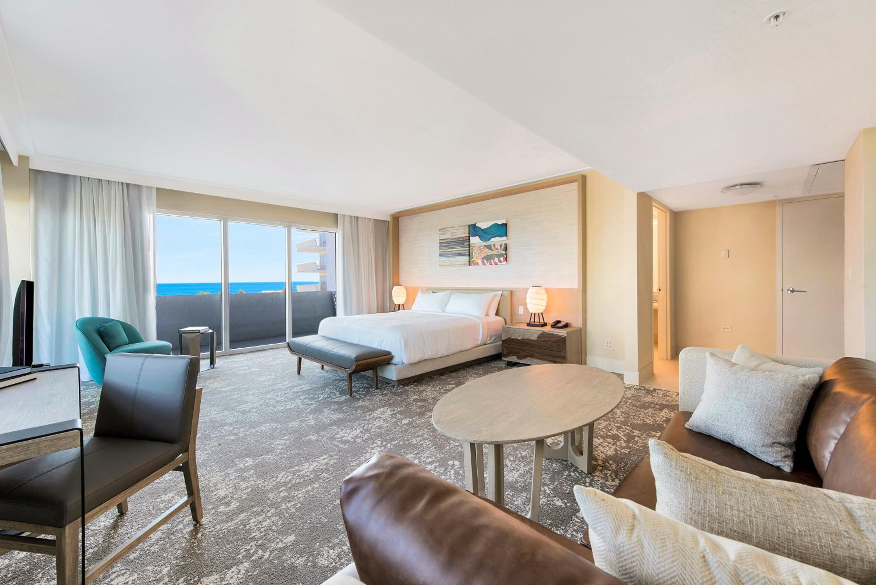 Ocean View Suite King with Balcony - Photo 1