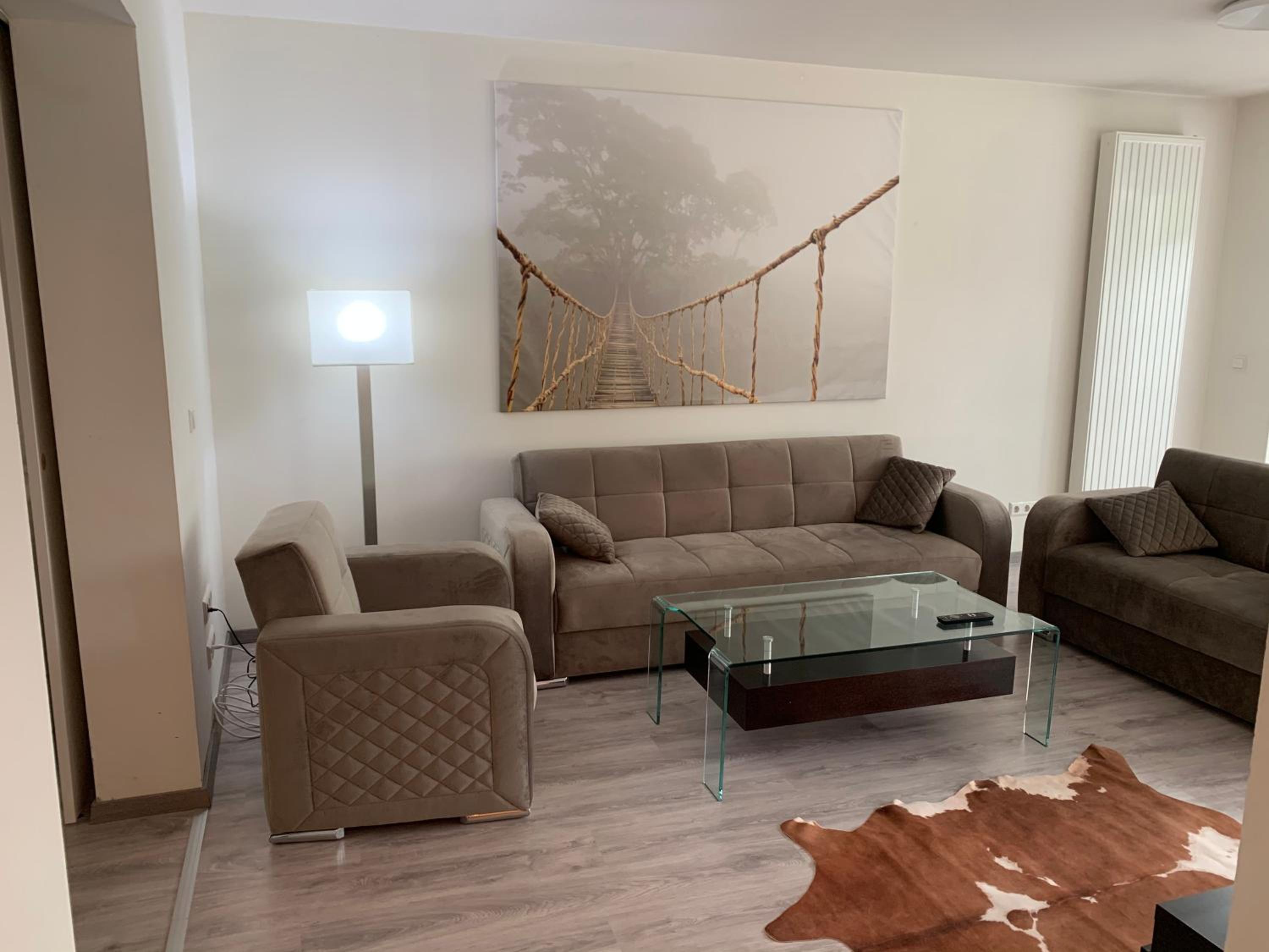 One-Bedroom Apartment - Photo 10