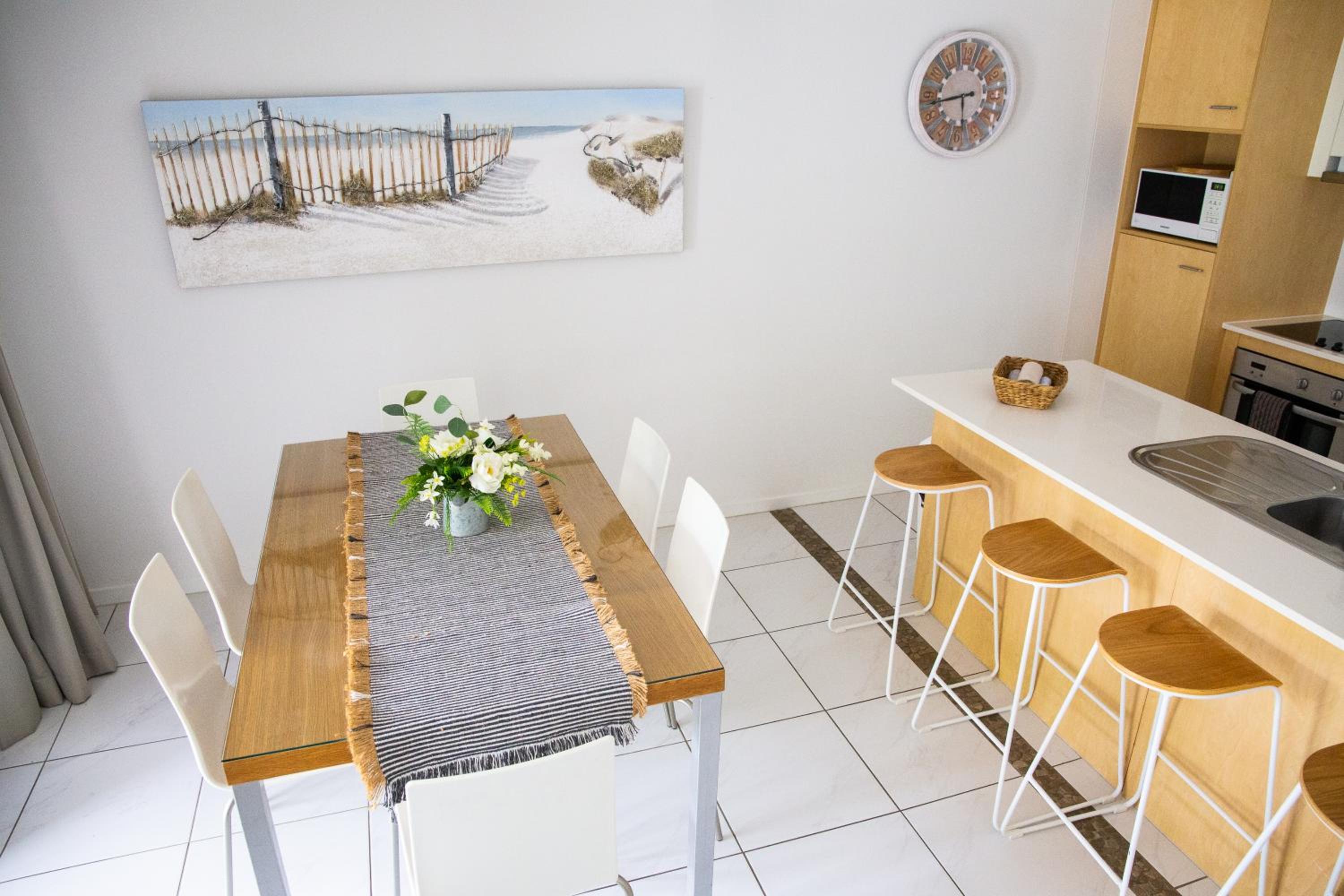 Two-Bedroom Apartment - Photo 11