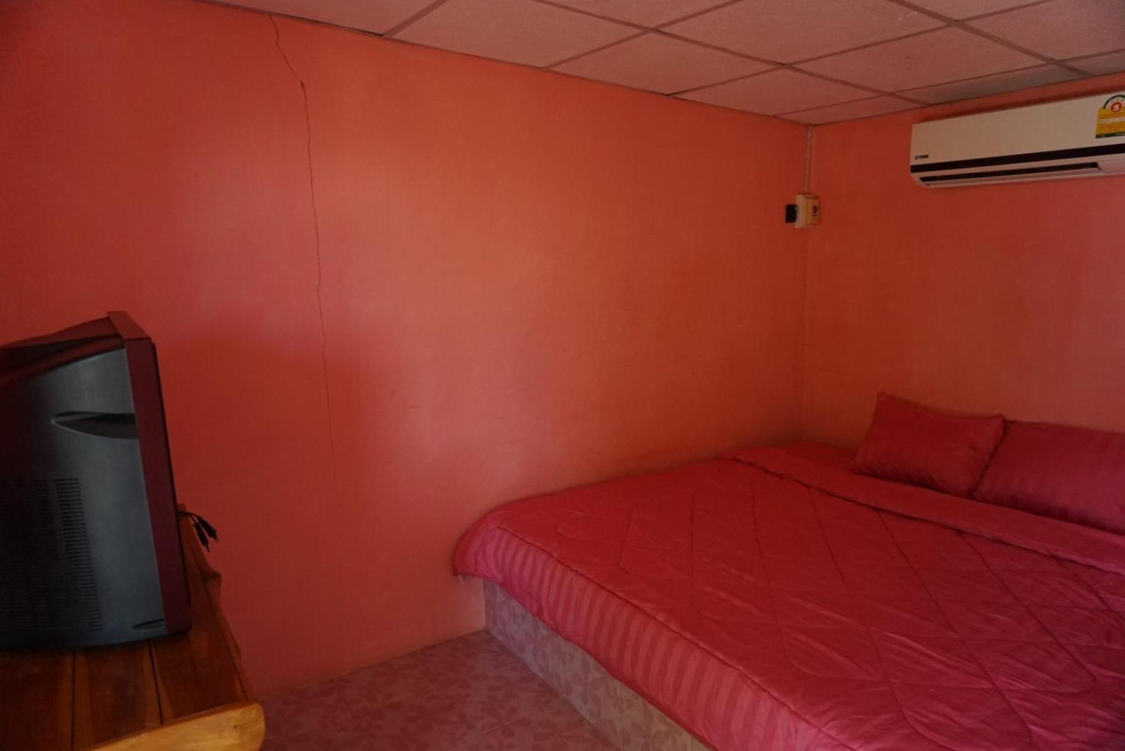 One-Bedroom House photo 3