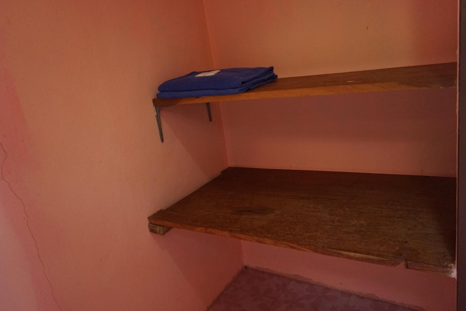 One-Bedroom House photo 2