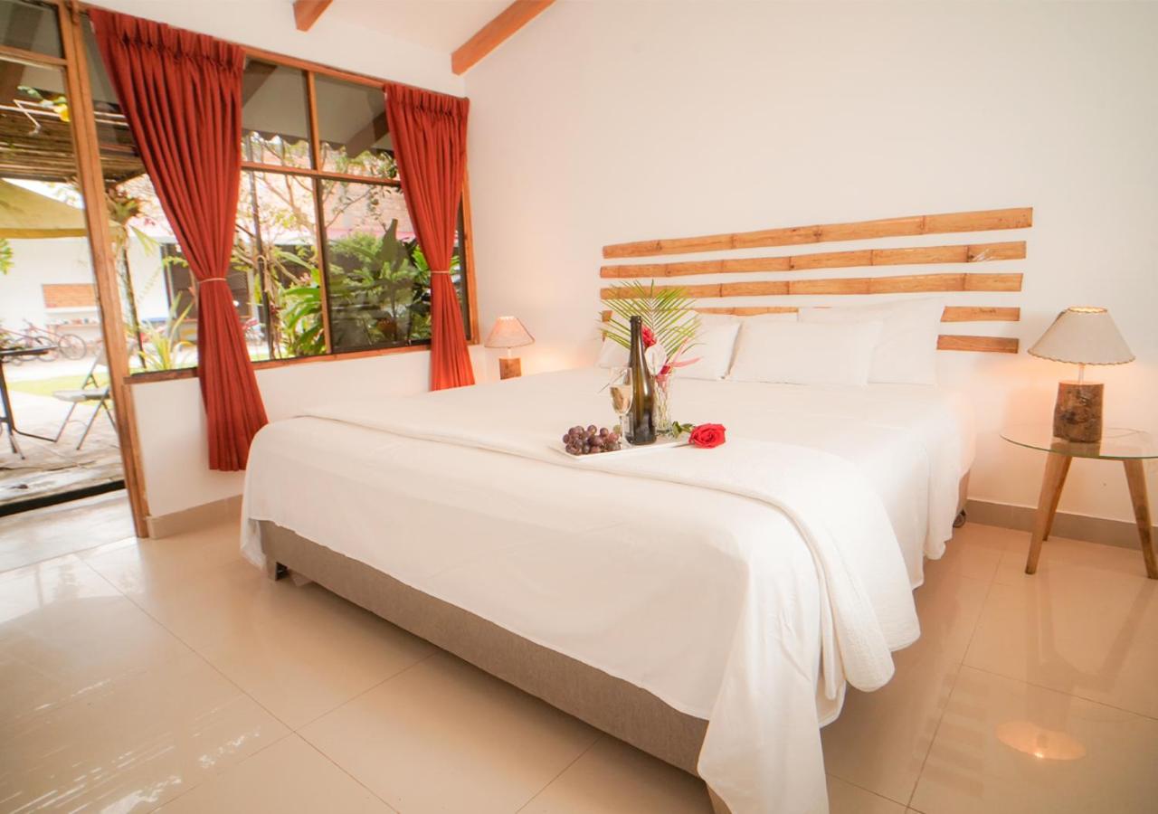 Deluxe King Room photo 1