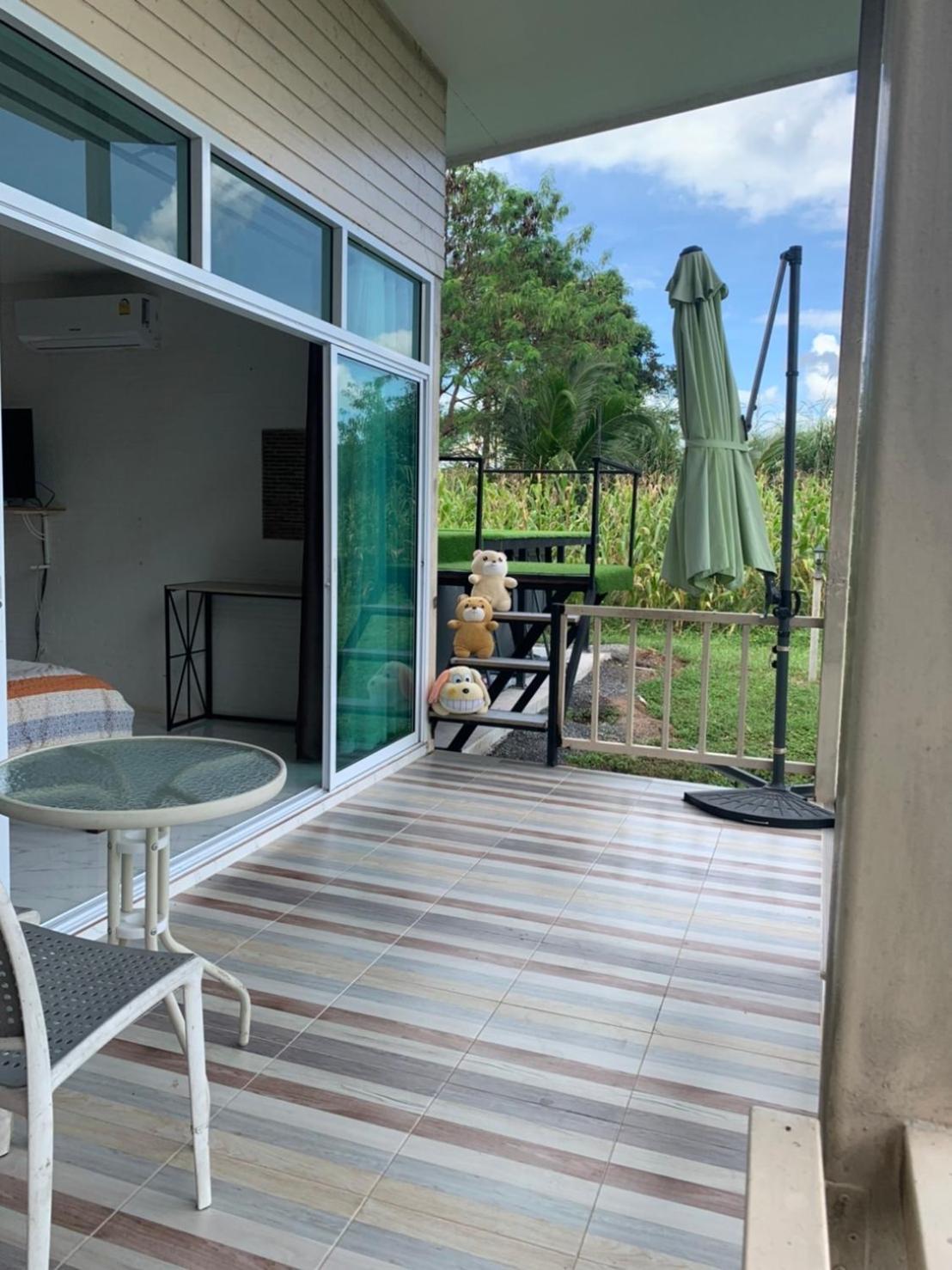 Deluxe Double Room with Balcony photo 2