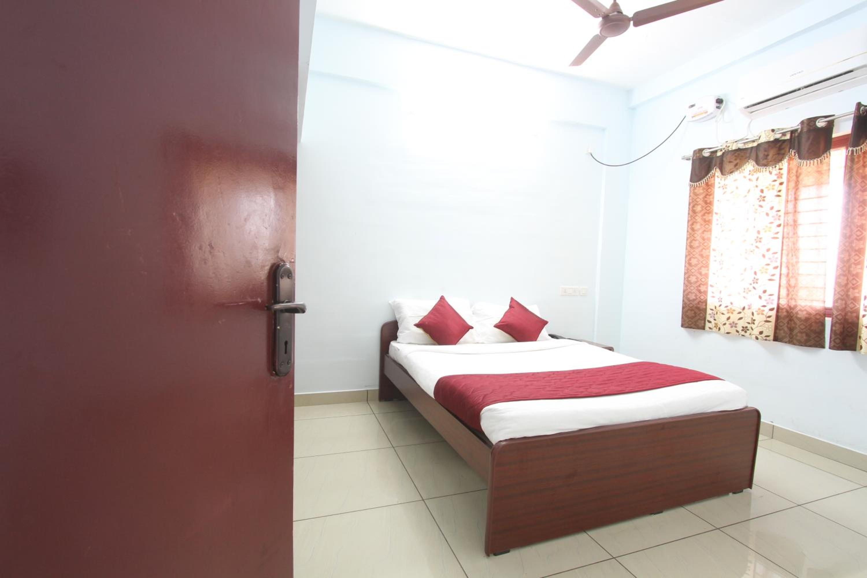 Two-Bedroom Apartment - Photo 13