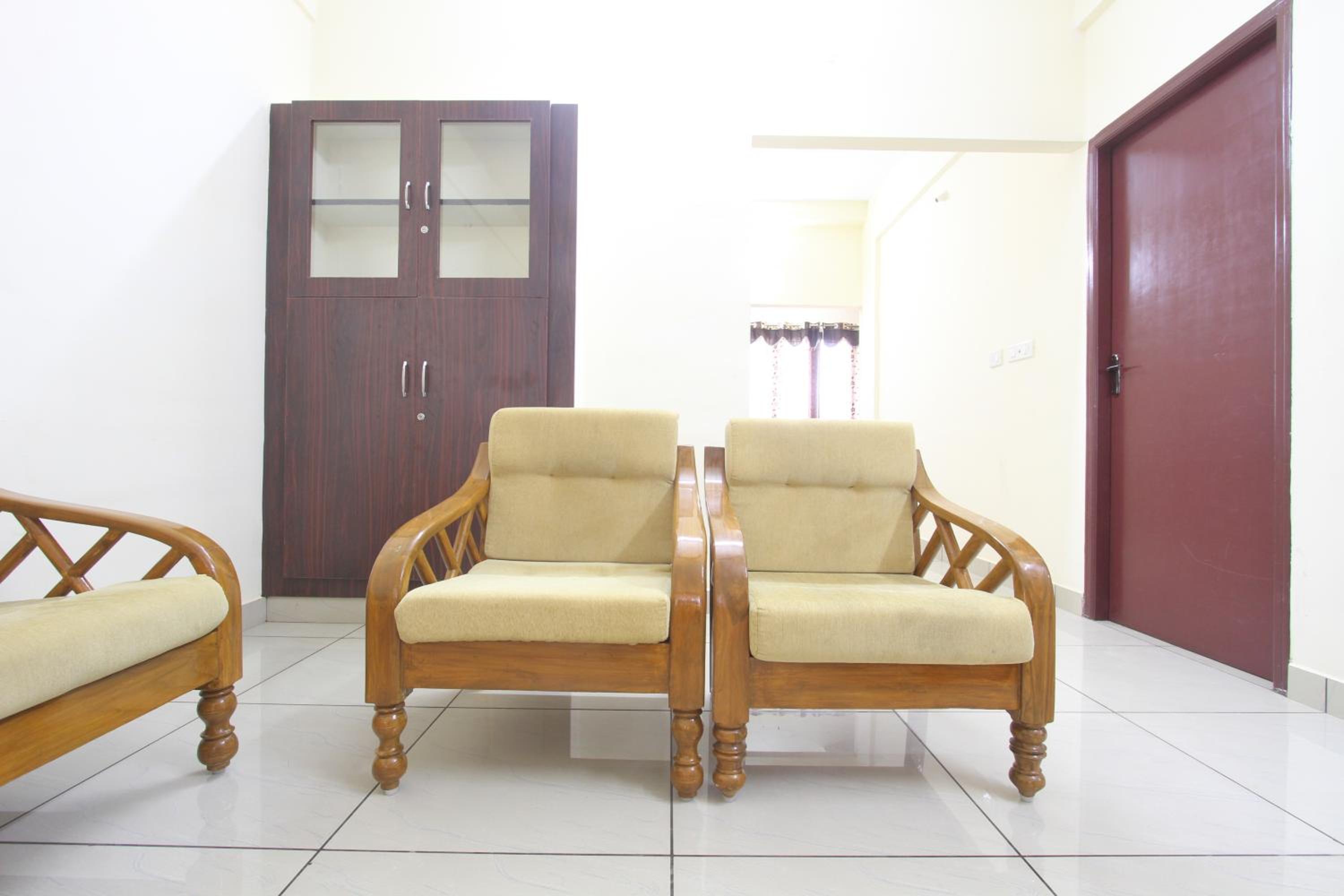 Two-Bedroom Apartment - Photo 9