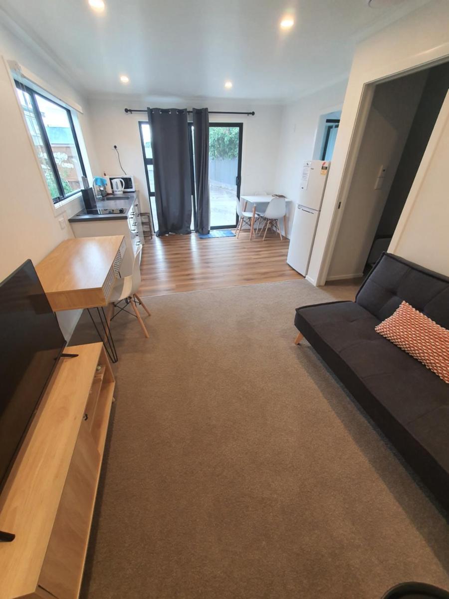 One-Bedroom House photo 1