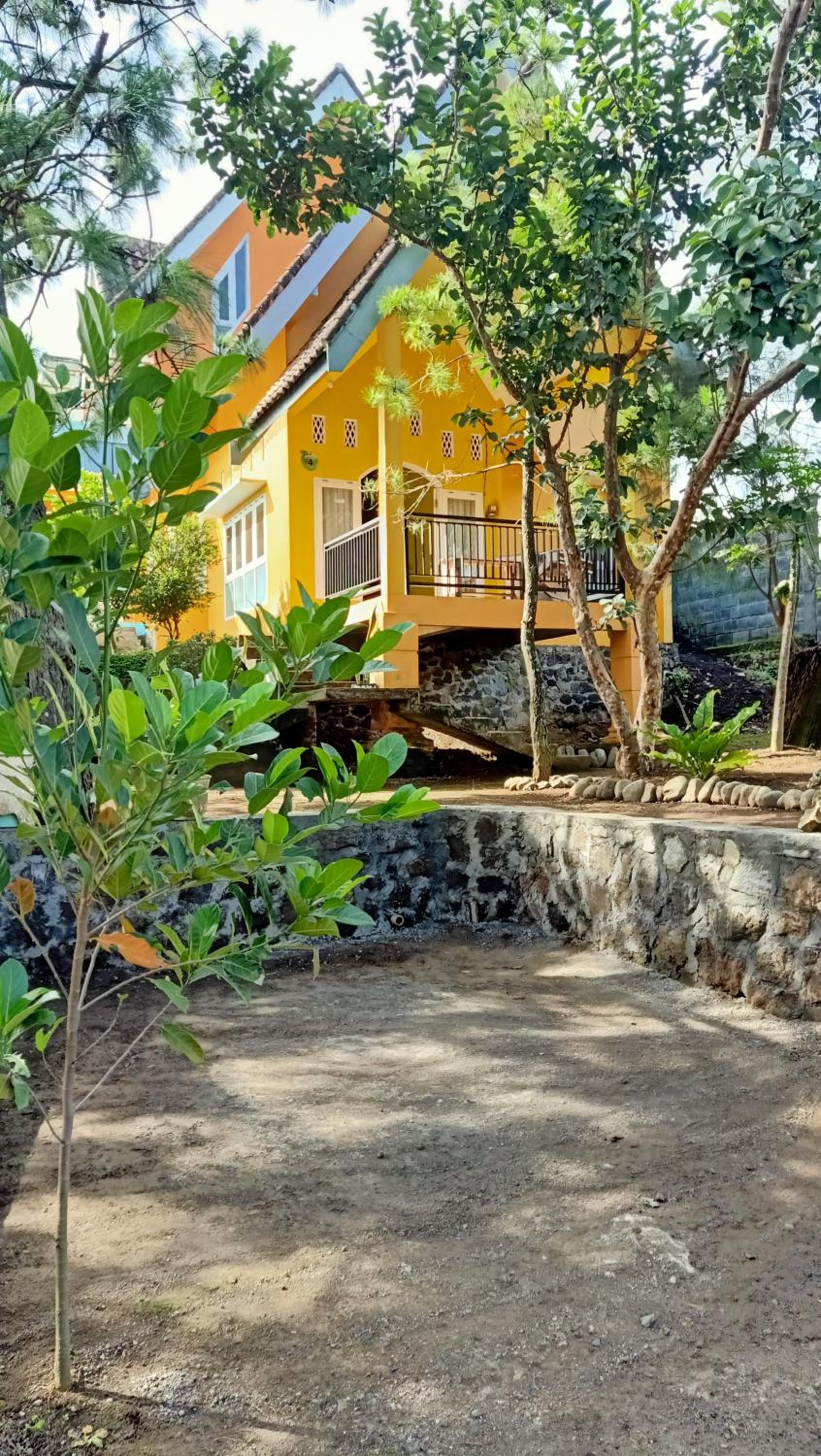 Three-Bedroom House - Photo 12