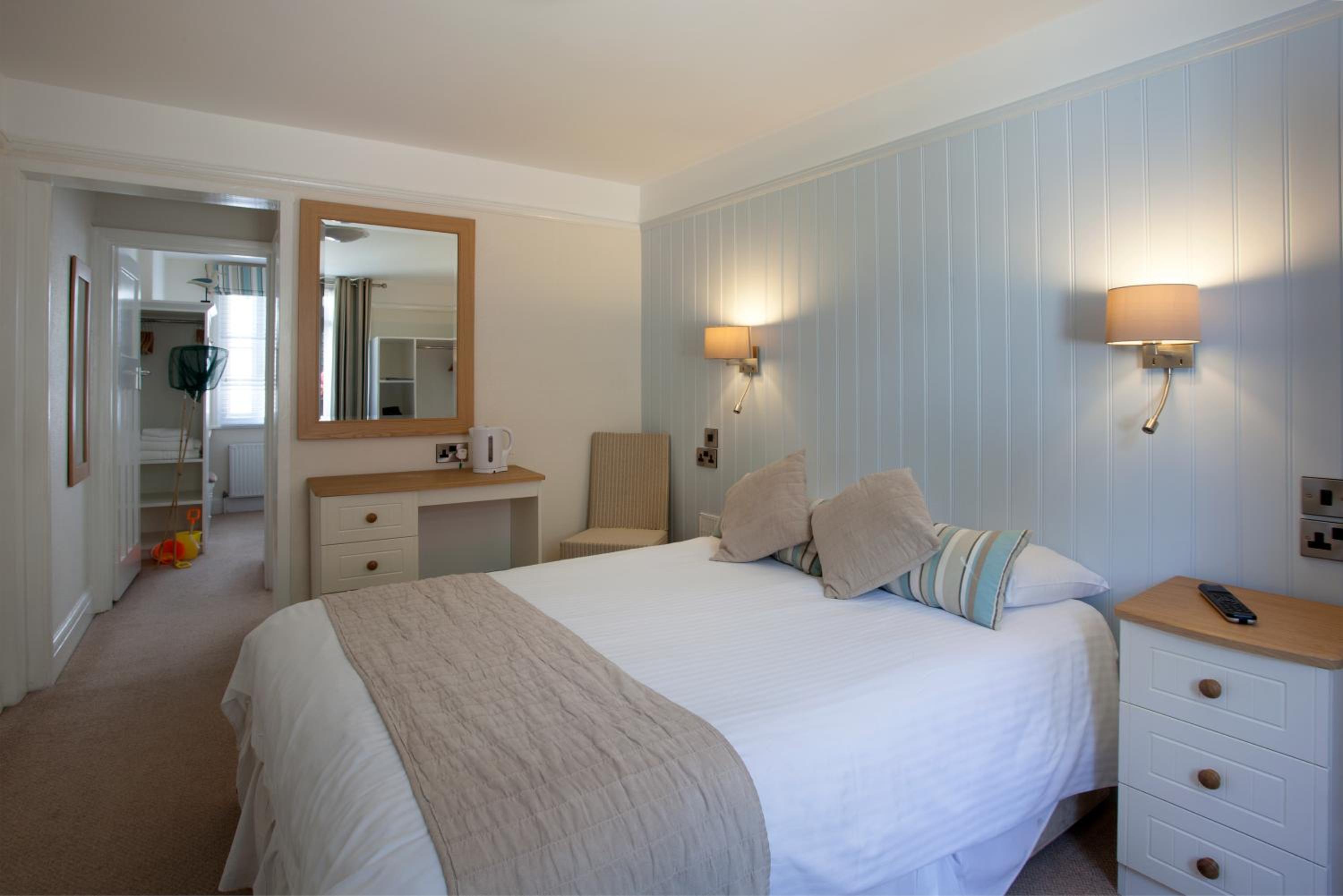 Double Room - Photo 2