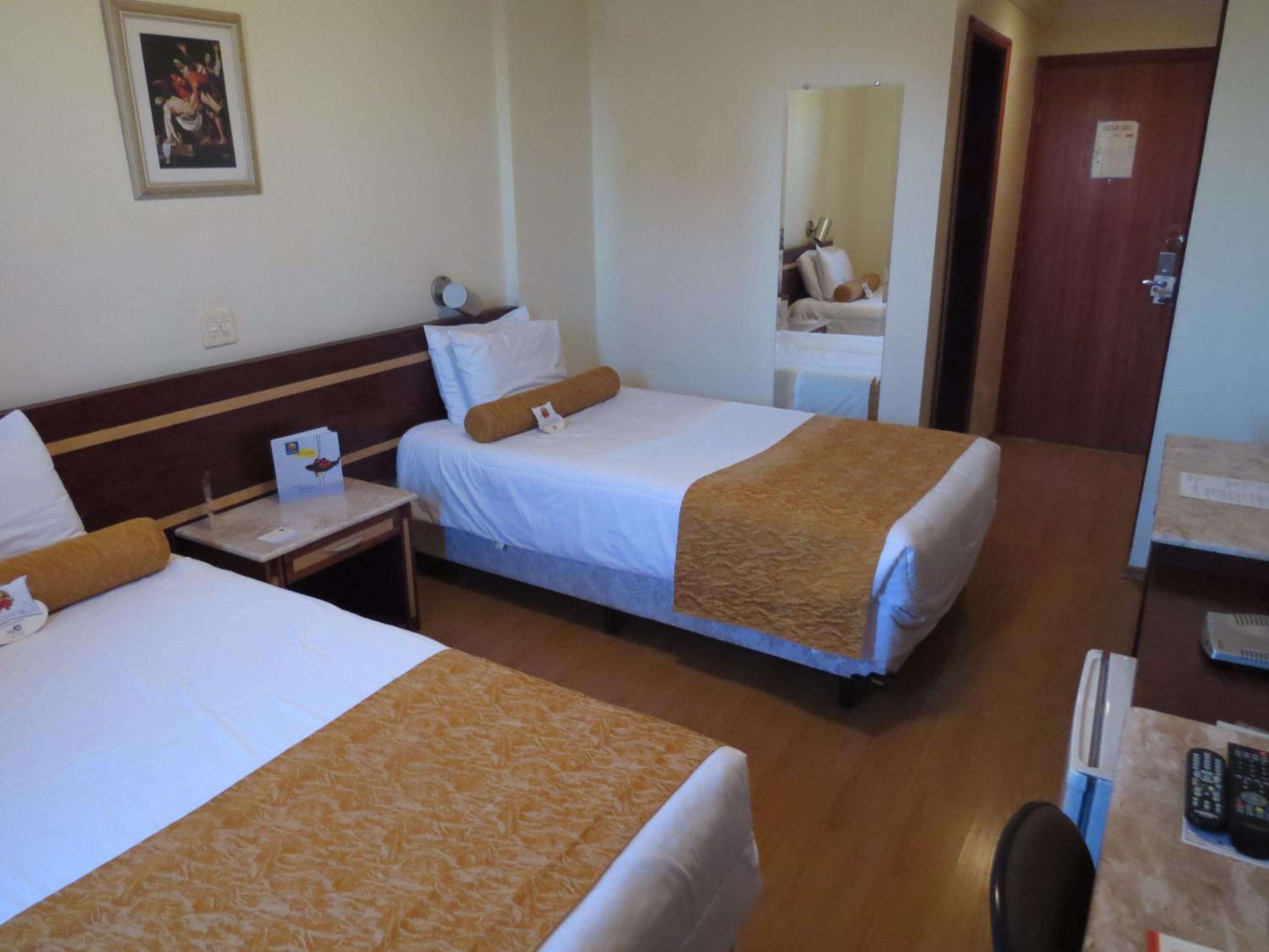 Superior Twin Room - Photo 8