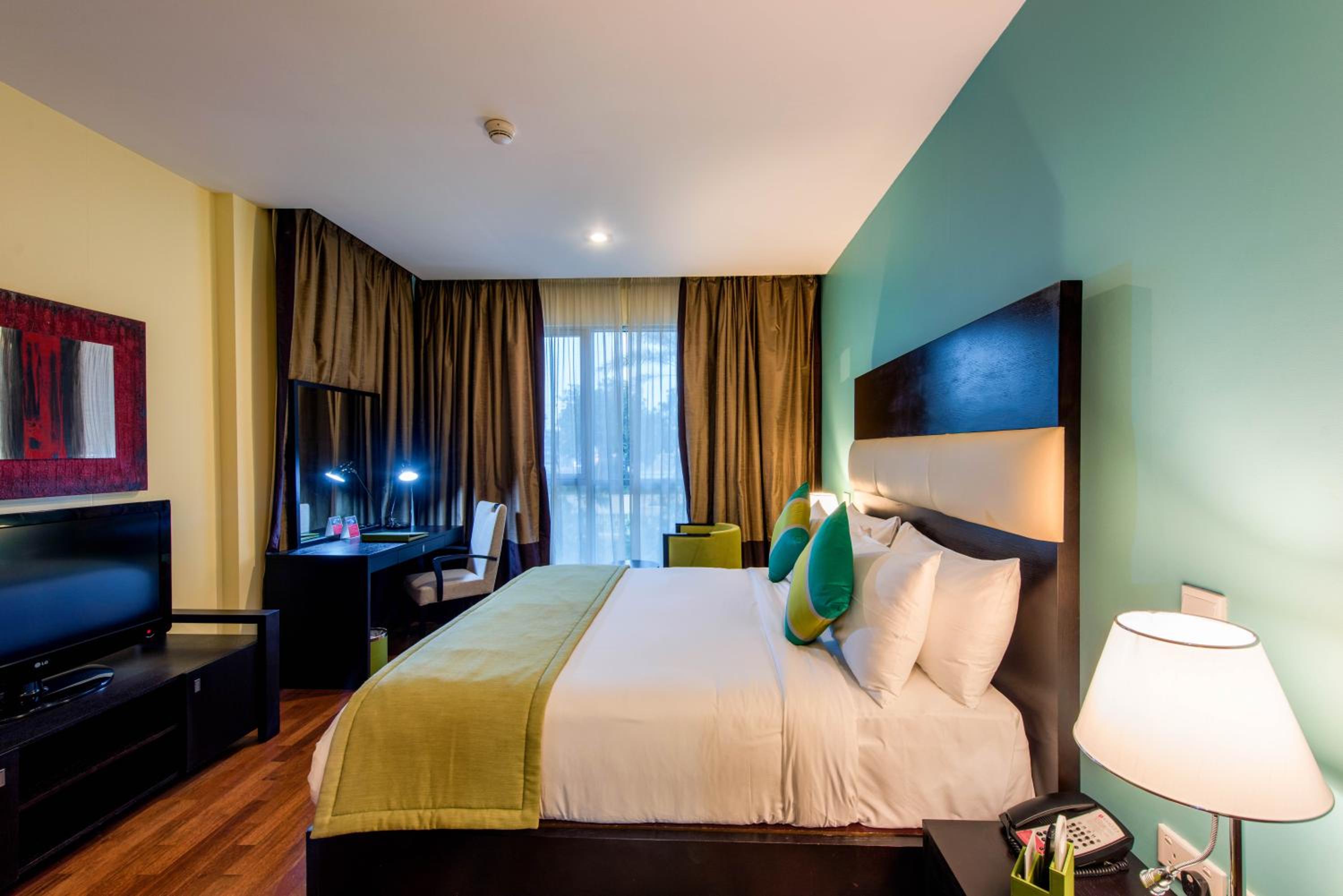 1 Bedroom Accessible Room