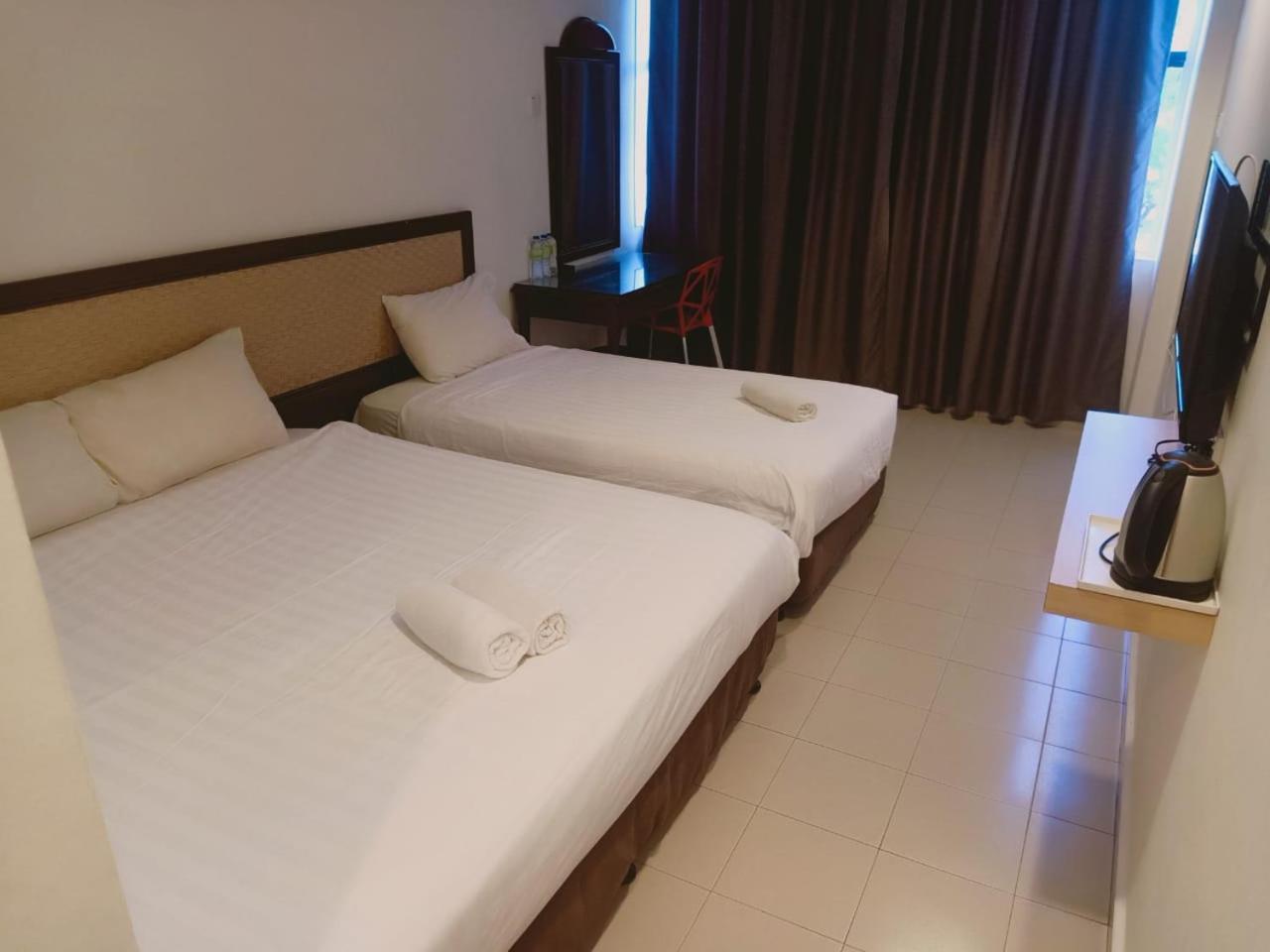Superior Triple Room photo 3