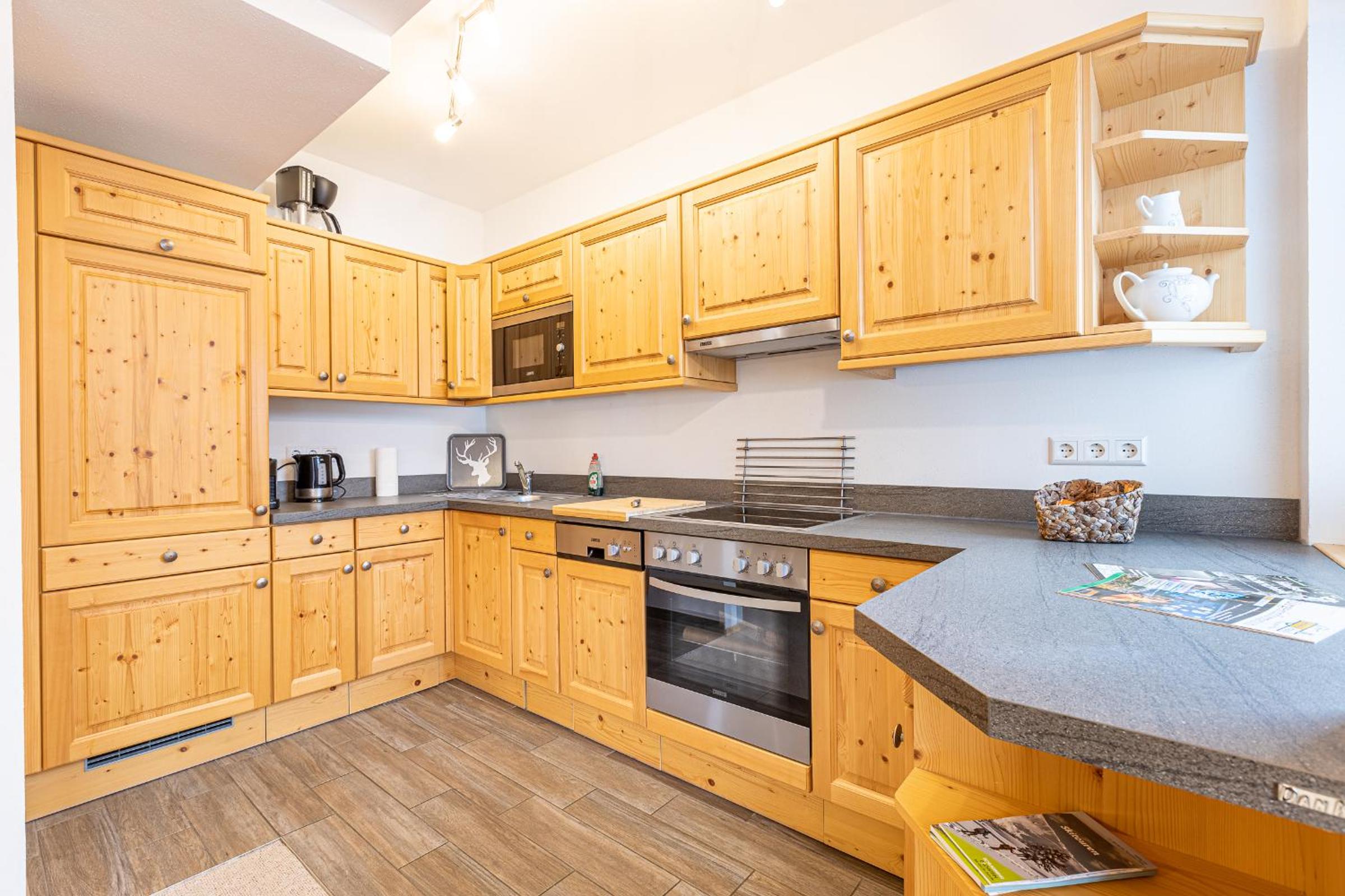 One-Bedroom Apartment with Balcony photo 2