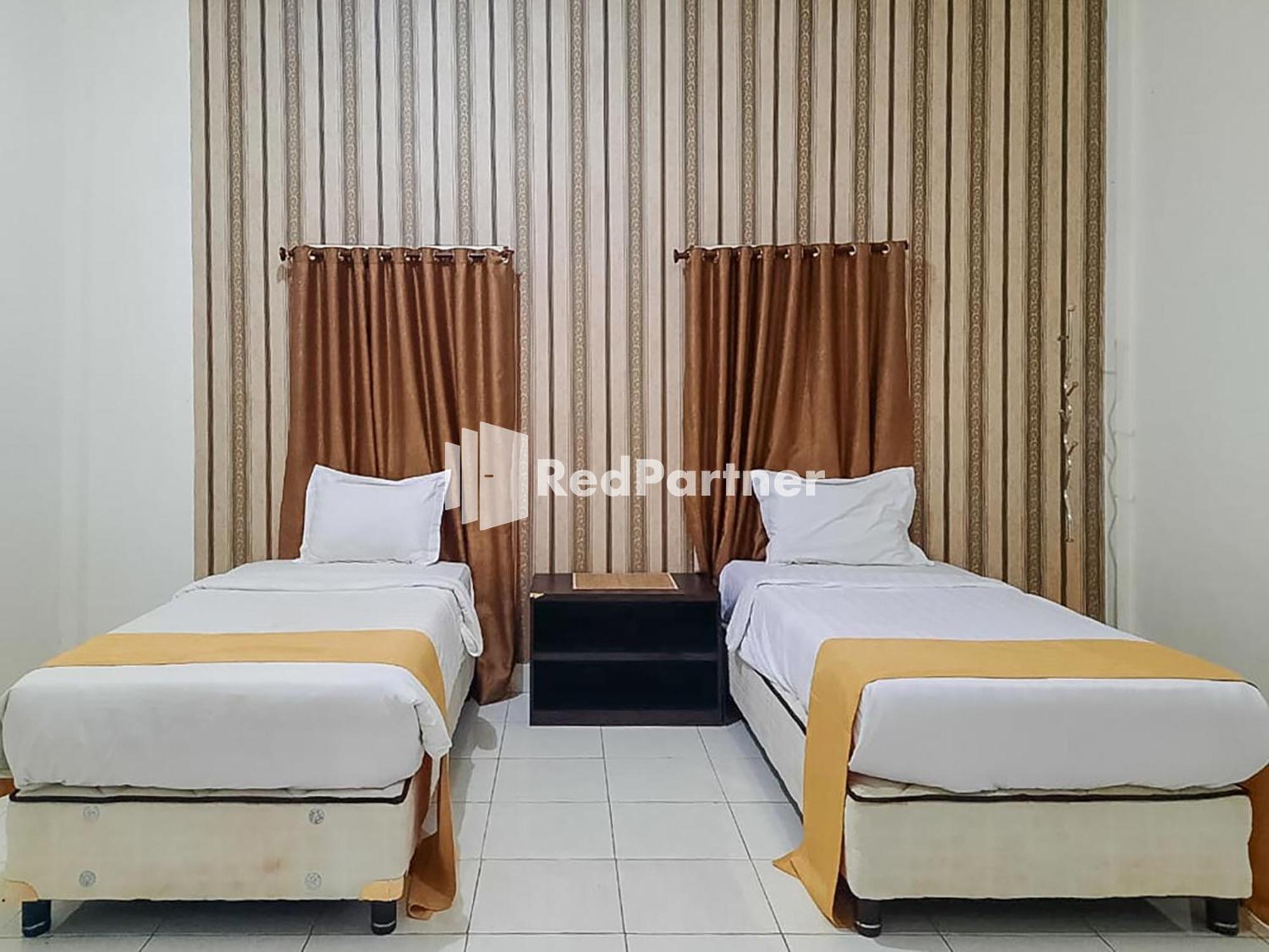 Deluxe Room - Photo 7