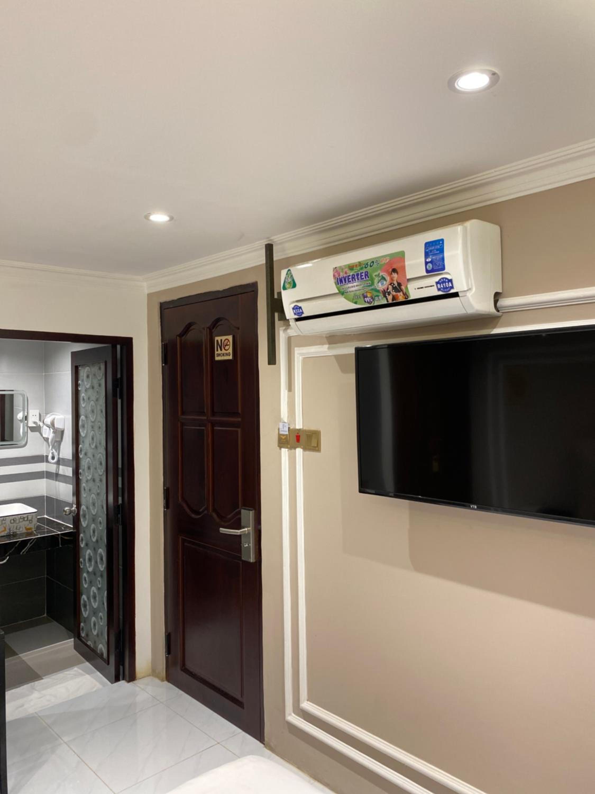 Double Room - Photo 2