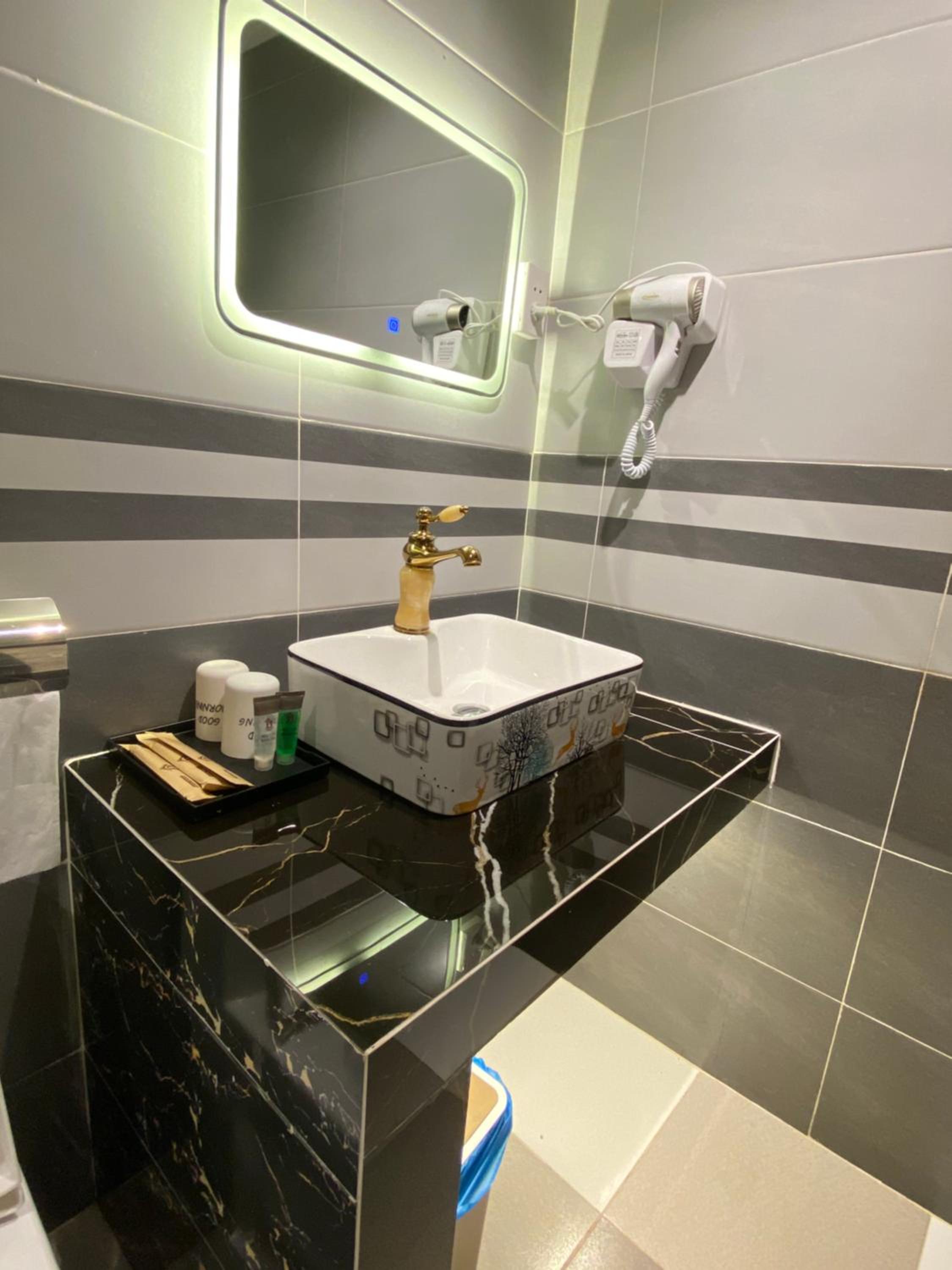Double Room - Photo 4