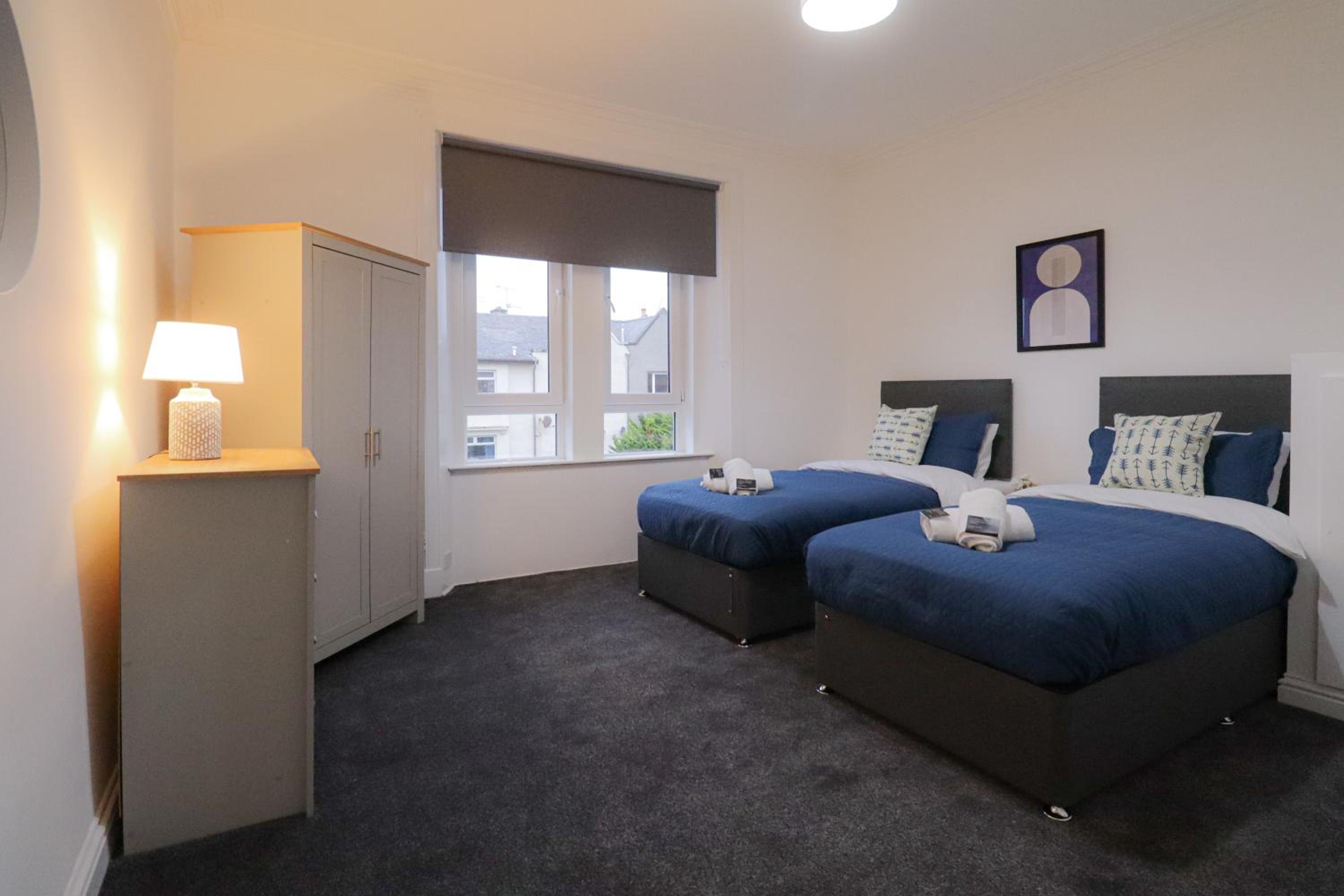Apartment photo 2