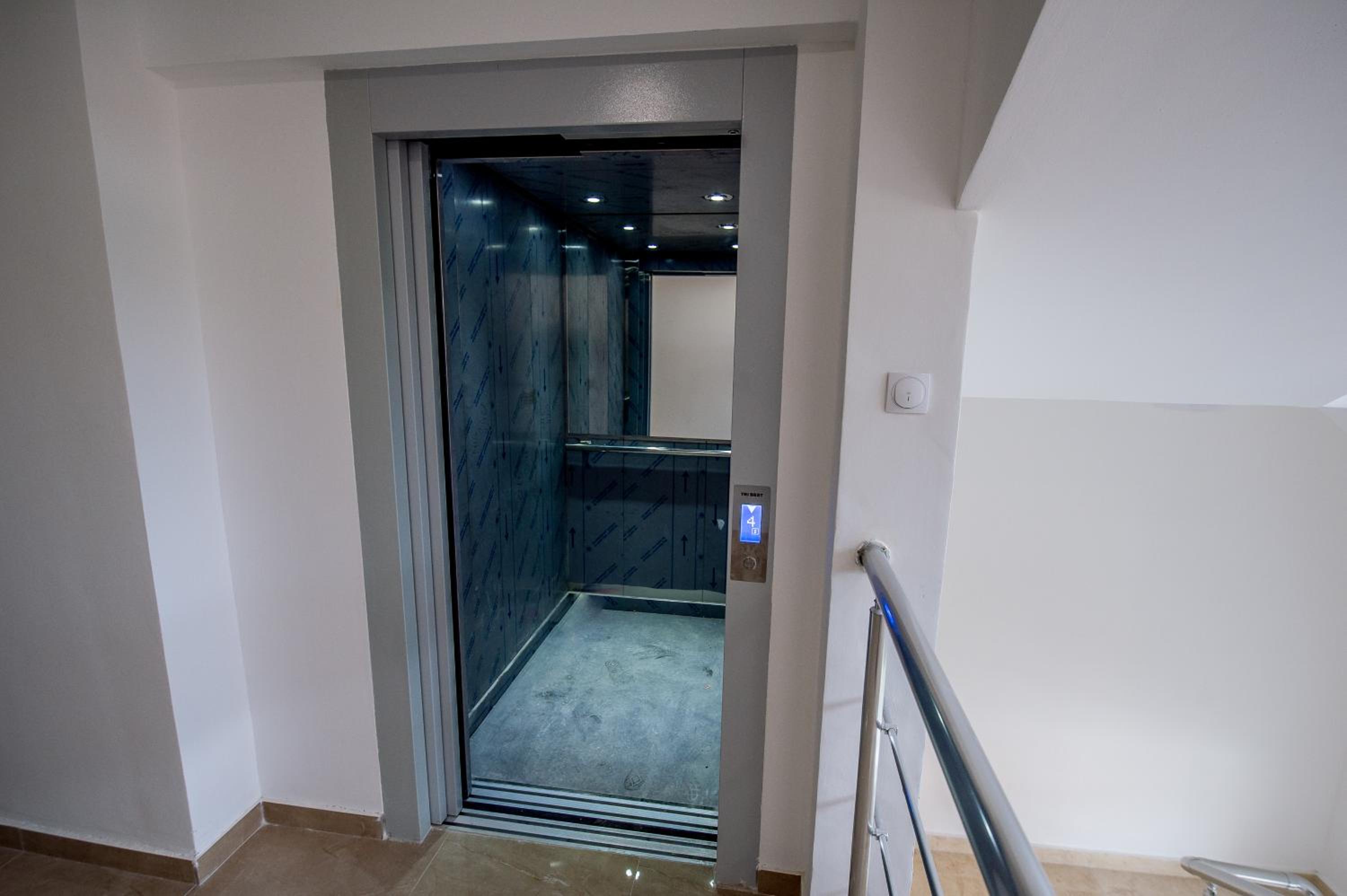 One-Bedroom Apartment - Photo 15