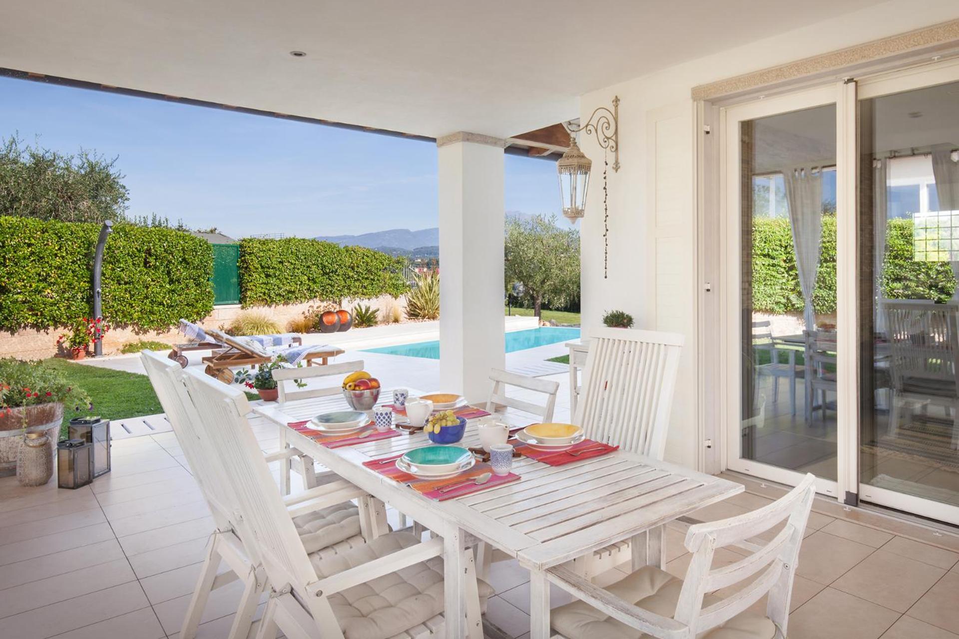Three-Bedroom Villa photo 3
