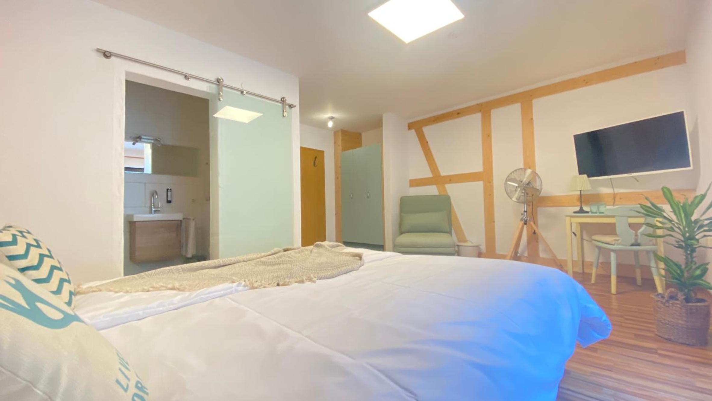 Superior Double Room - Photo 4