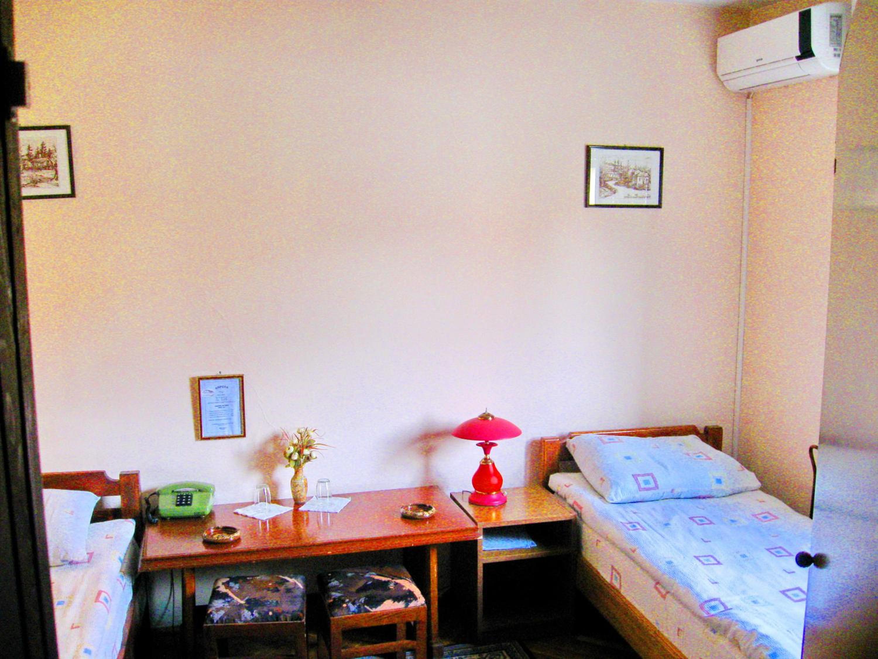Standard Twin Room photo 1