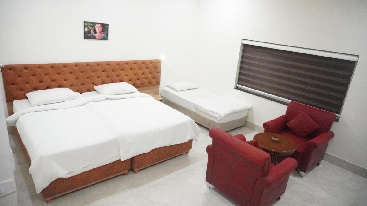 Deluxe Double or Twin Room - Photo 1