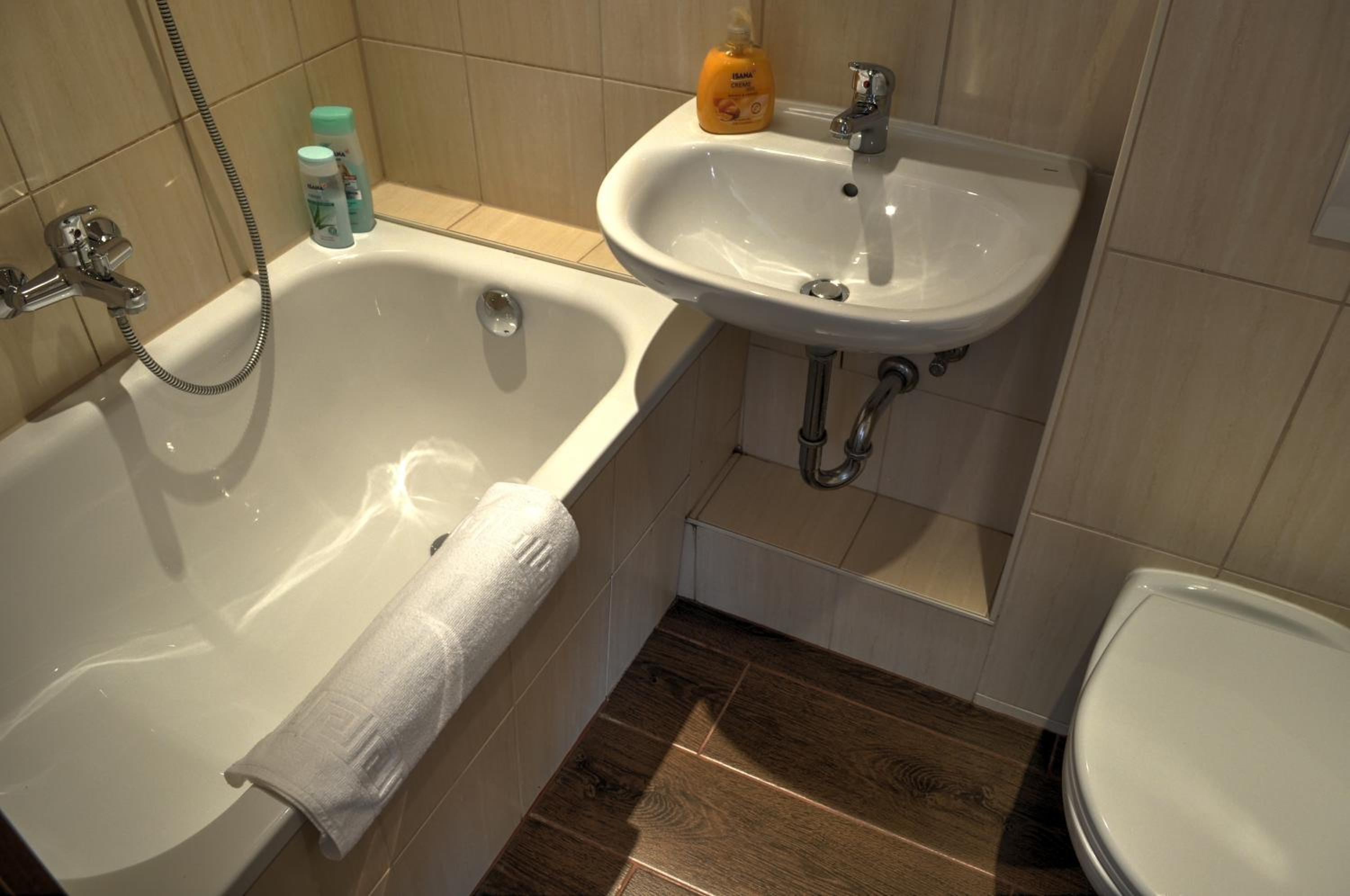 Double or Twin Room photo 2