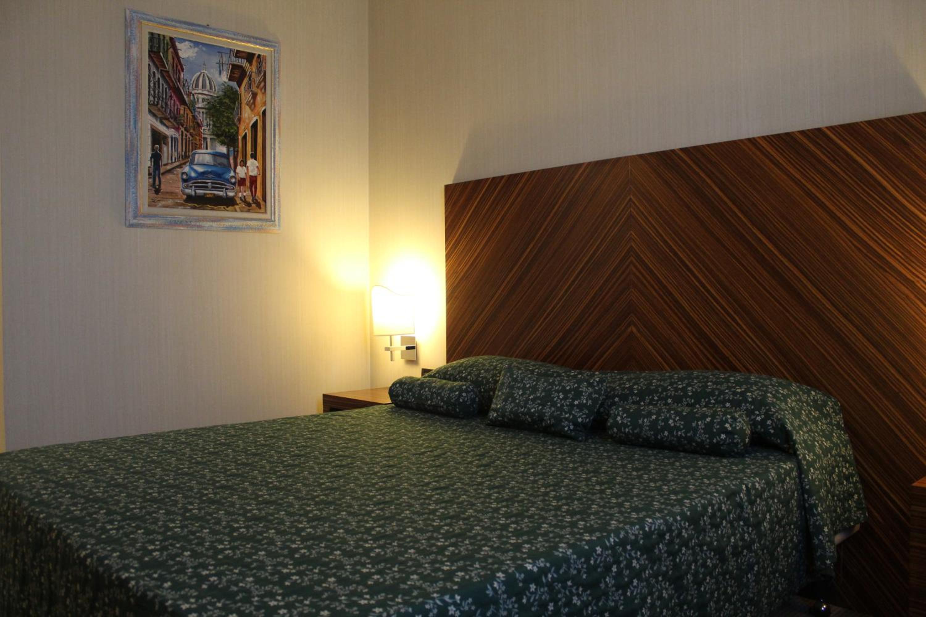 Double or Twin Room - Photo 16