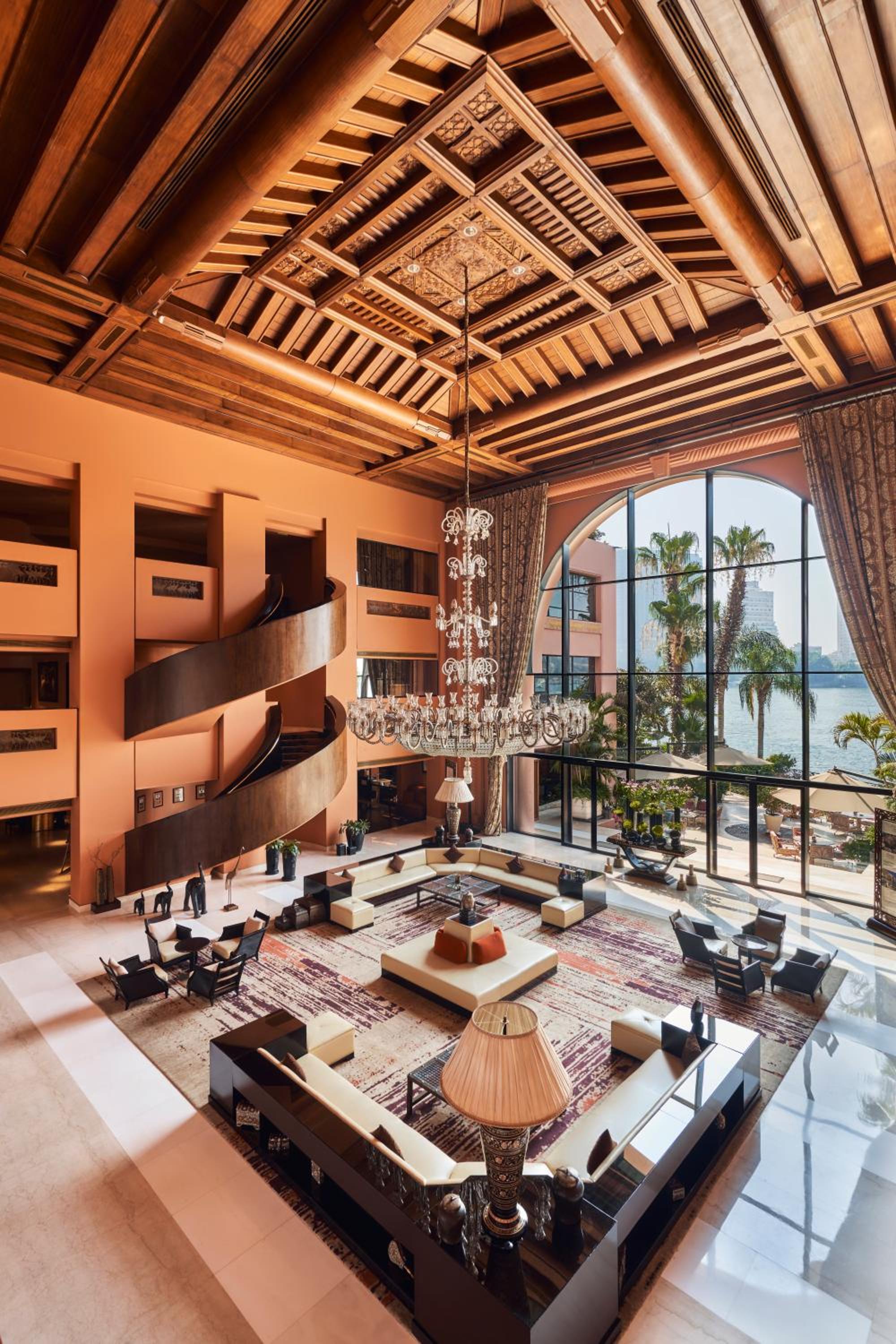 Premium Twin room with Partial Nile View