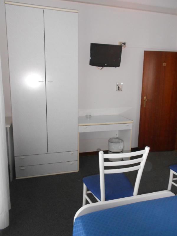 Double Room - Photo 9