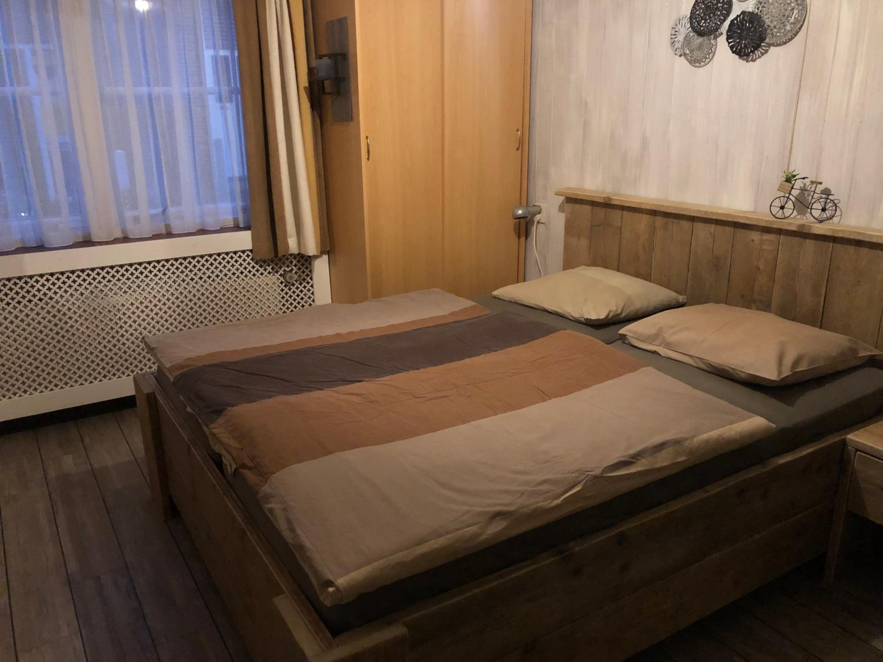 Double or Twin Room with Private Bathroom photo 2