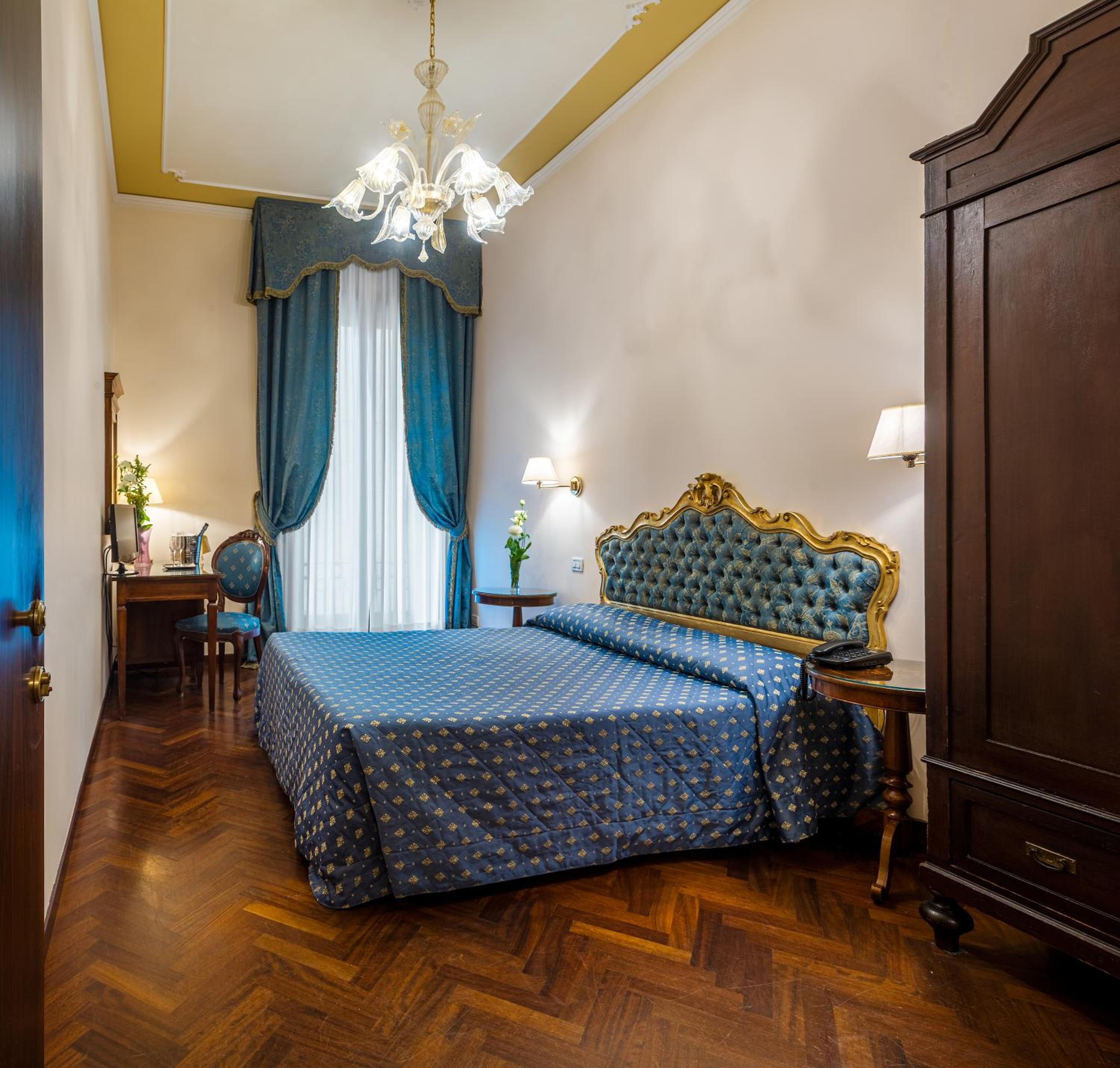 Superior Double or Twin Room photo 3